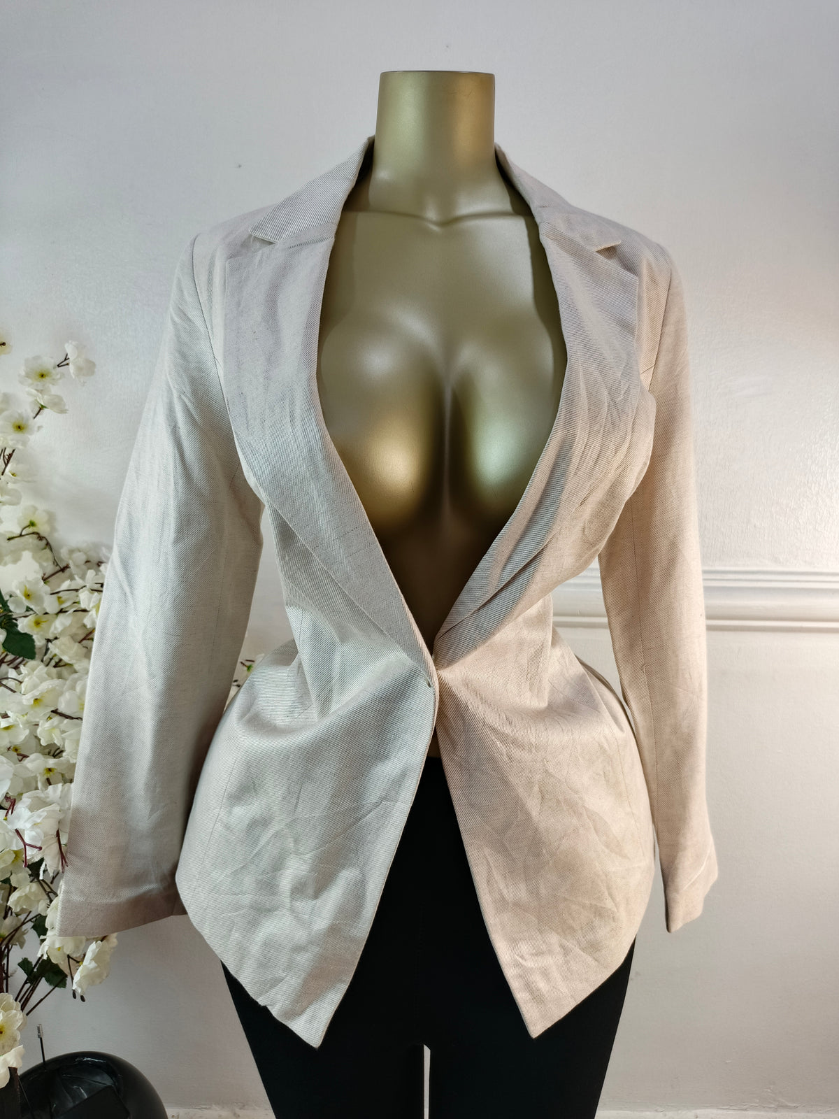 V. UK SIZE 12 [LENGTH 29 INCHES]