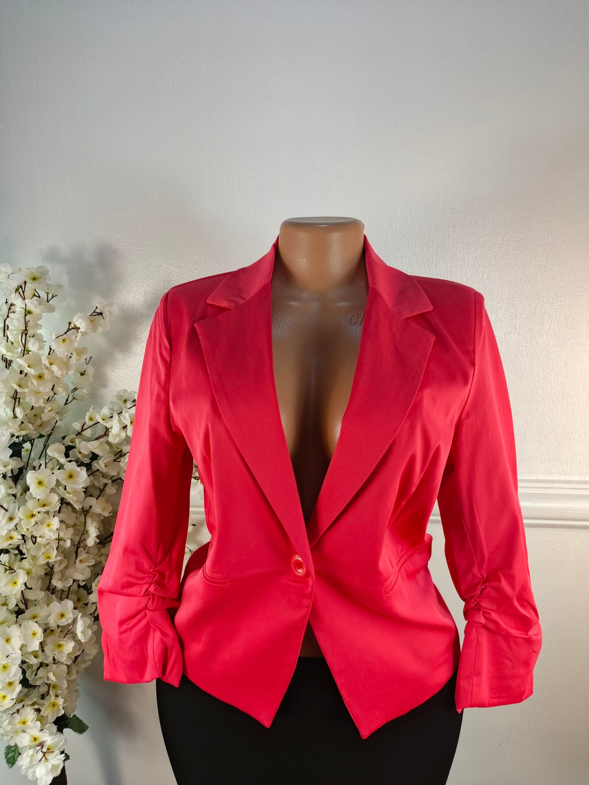 BLAZER UK SIZE 10 [LENGHT 23 INCHES, RED] image 0