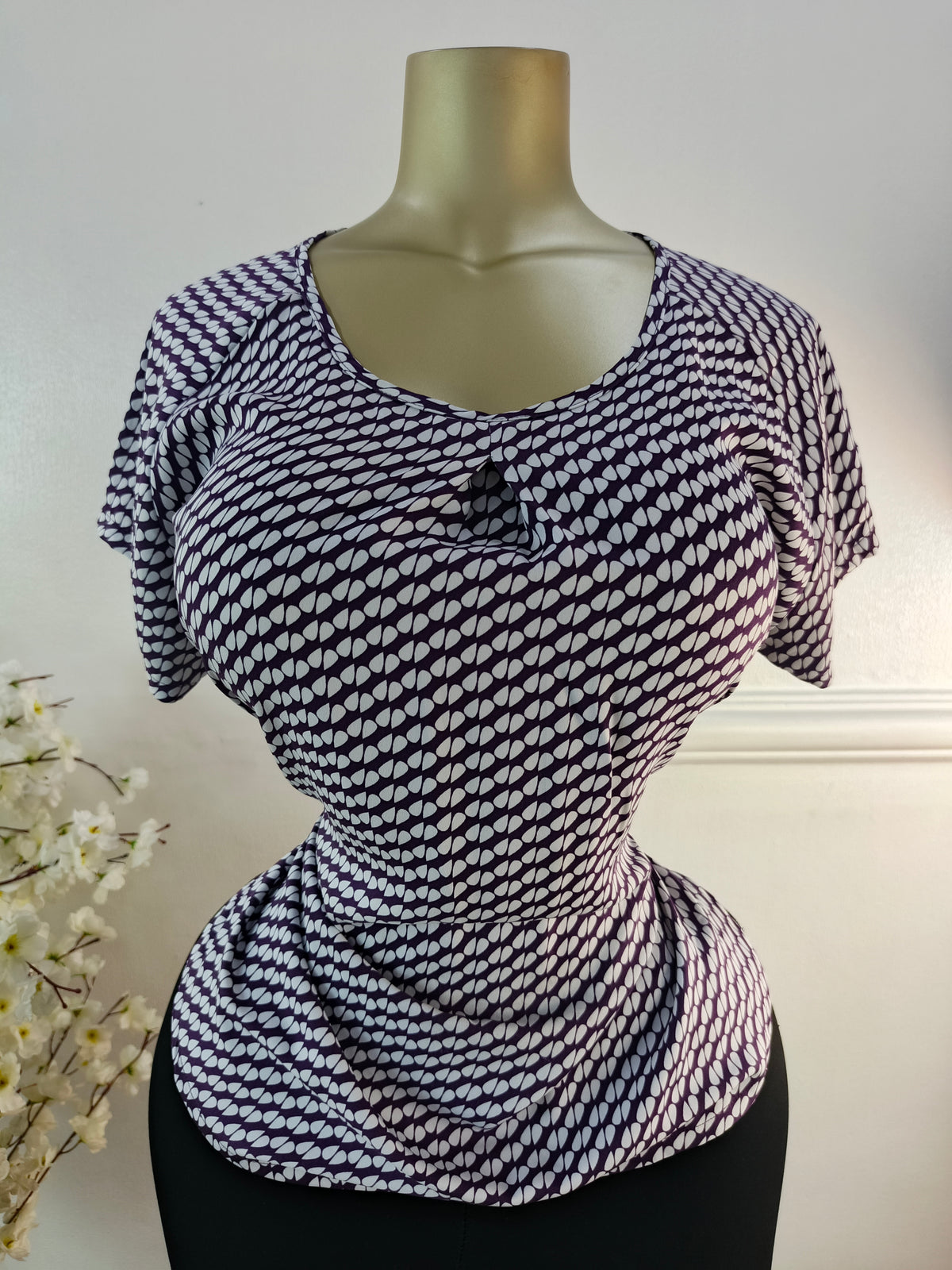 TOP UK SIZE 18