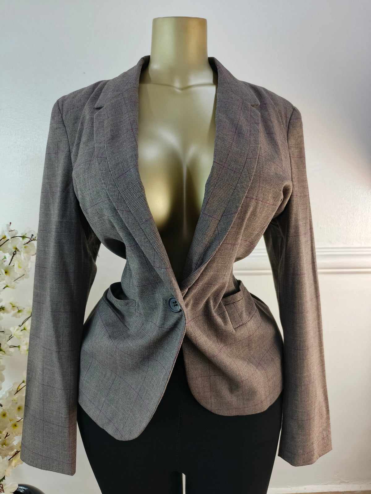 NEXT TAILORING UK SIZE 16 [LENGTH 26 INCHES]