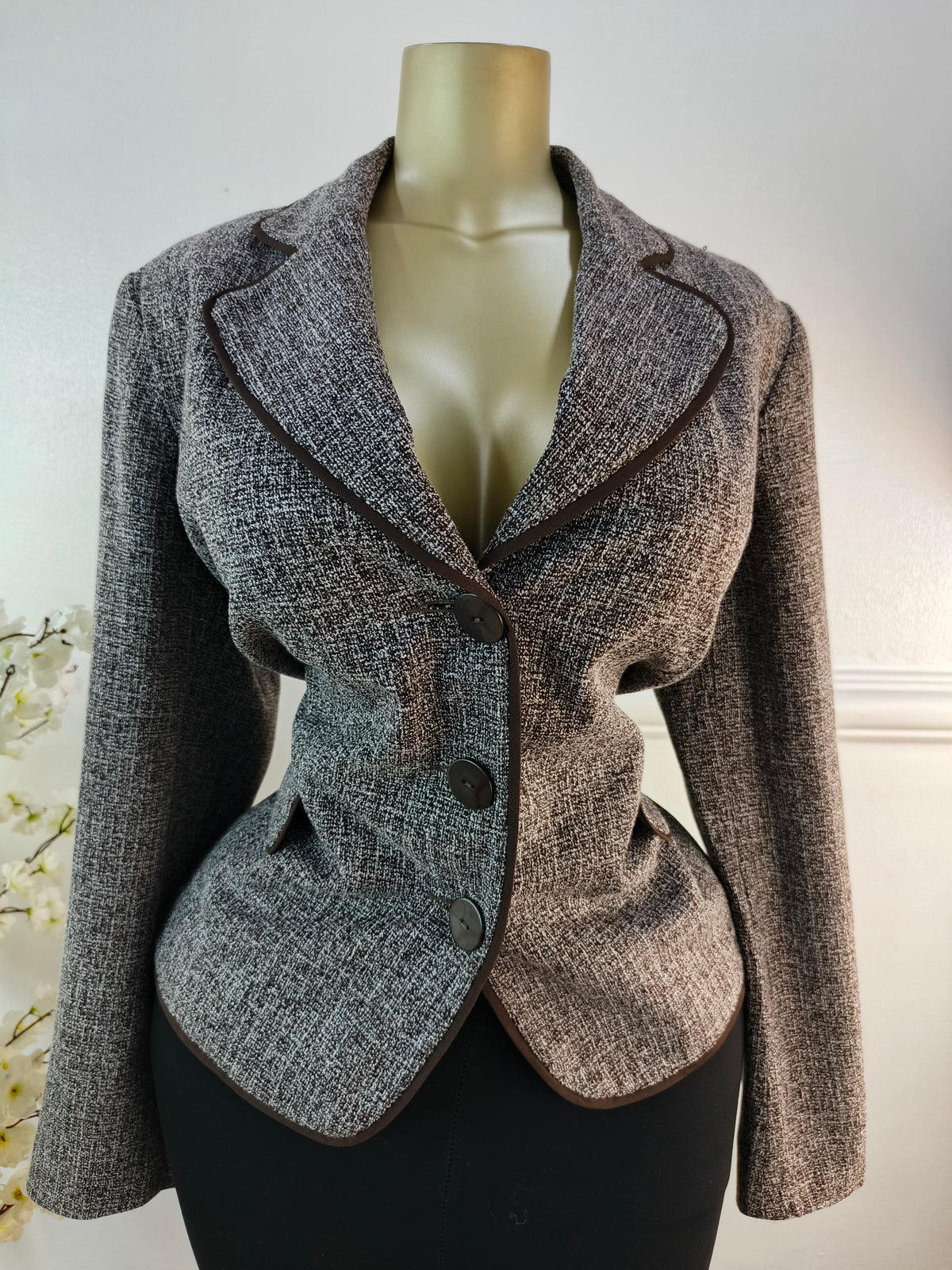 BLAZER UK SIZE 20 [LENGTH 25 INCHES]