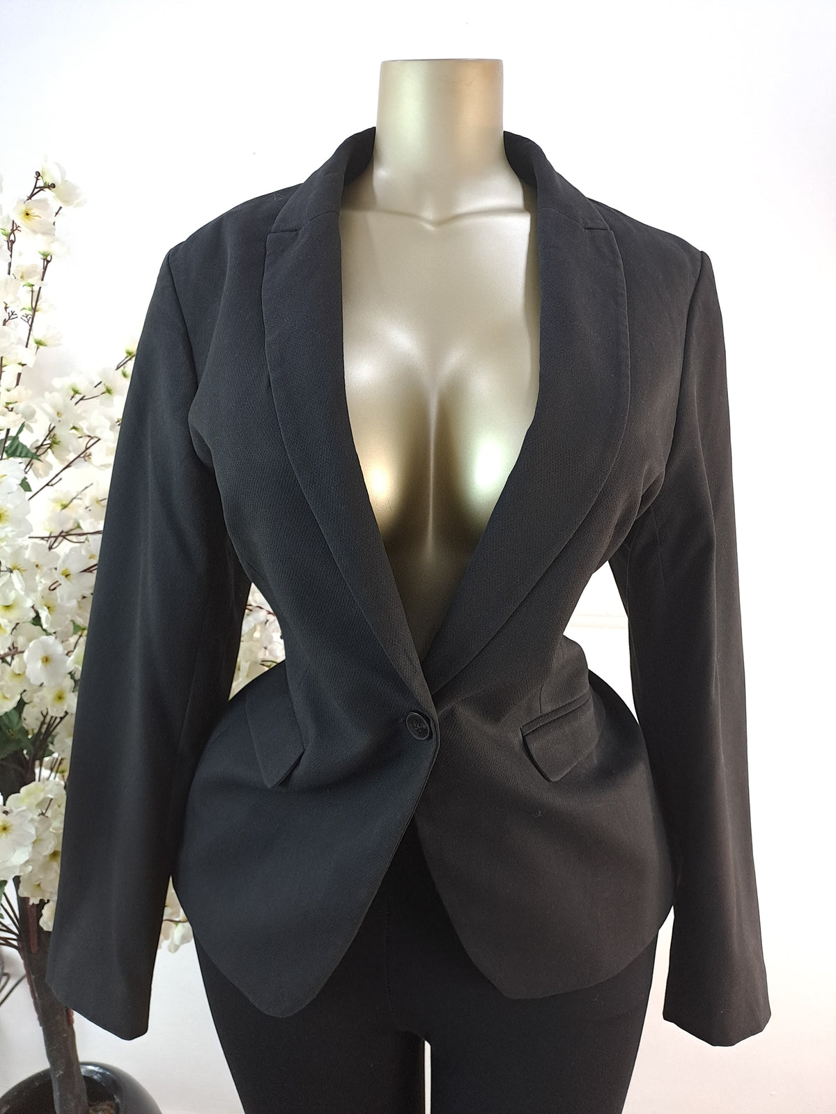 NEXT TAILORING UK SIZE 16 [LENGTH 26 INCHES]