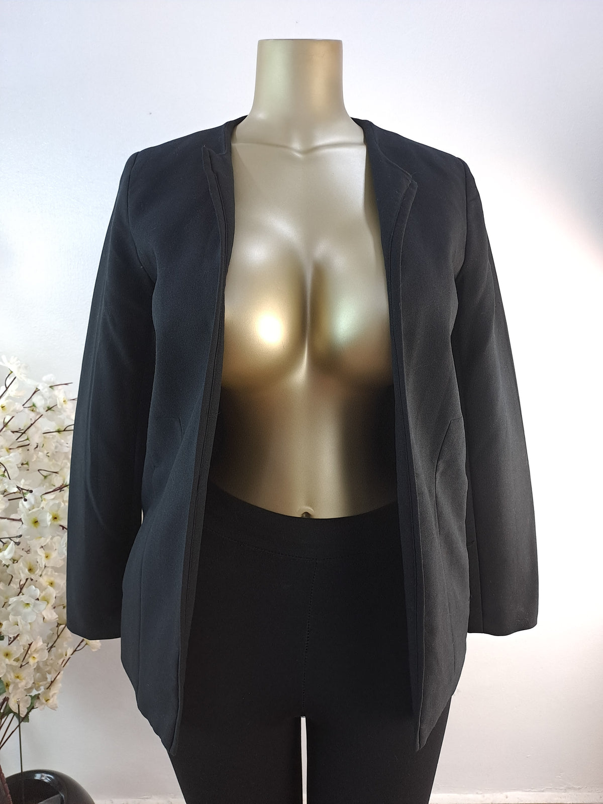 ONLY UK SIZE 8 [LENGTH 27 INCHES]