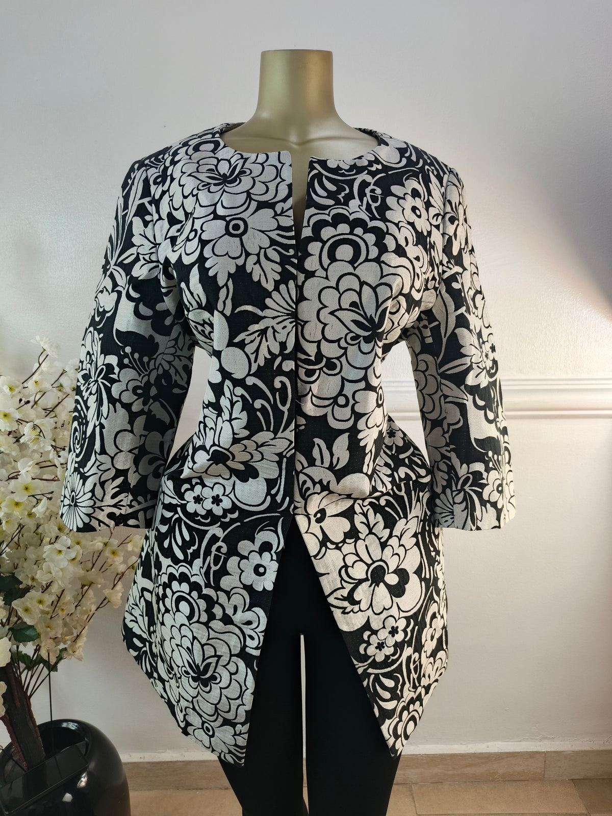 ELVI UK SIZE 18 [LENGTH 34 INCHES]