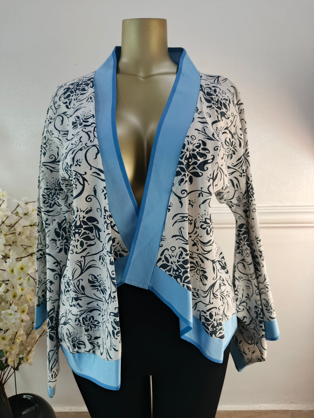 BLAZER UK SIZE 18 [LENGTH 28 INCHES]