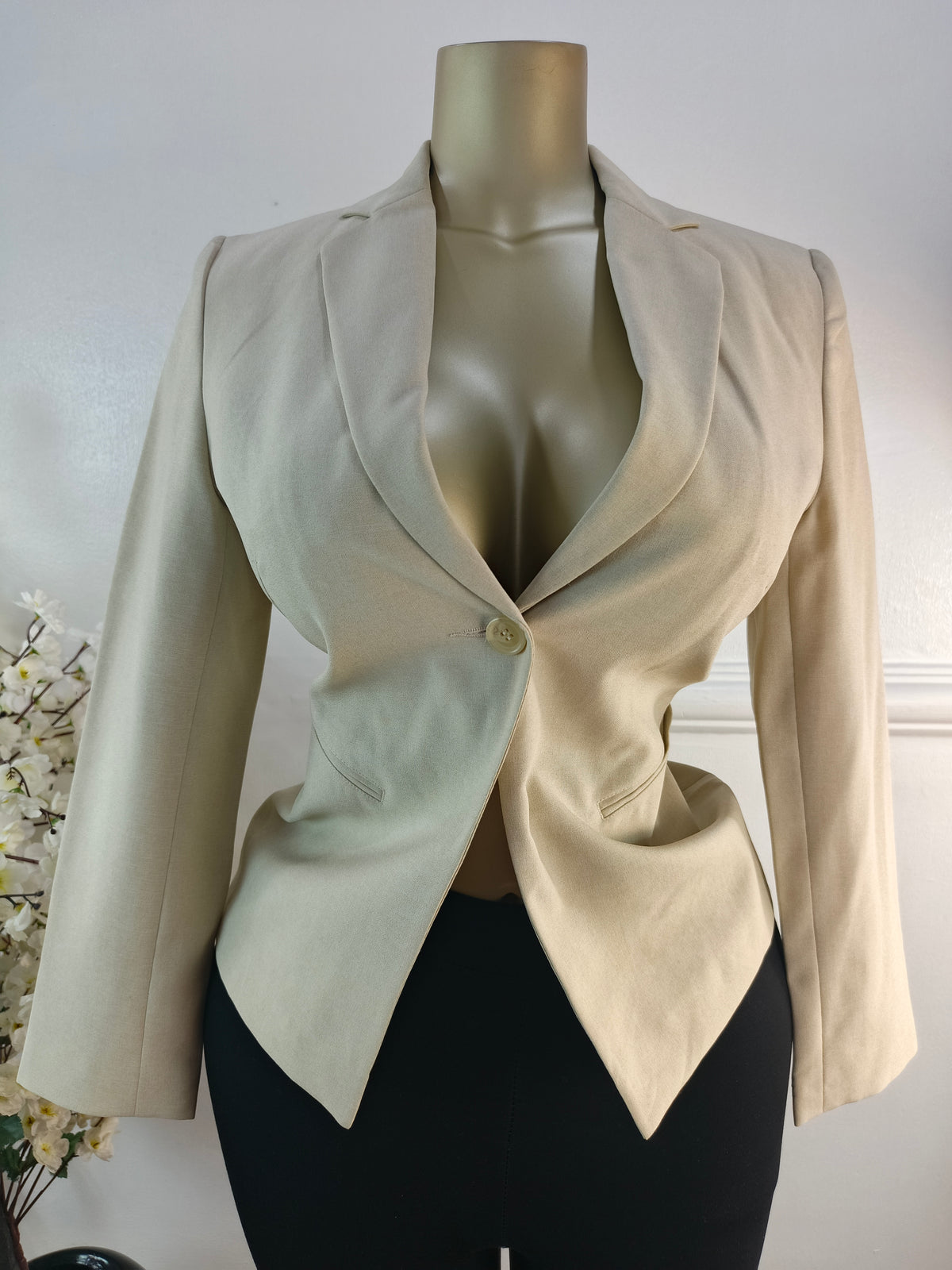 BLAZER UK SIZE 8 [LENGTH 23 INCHES]