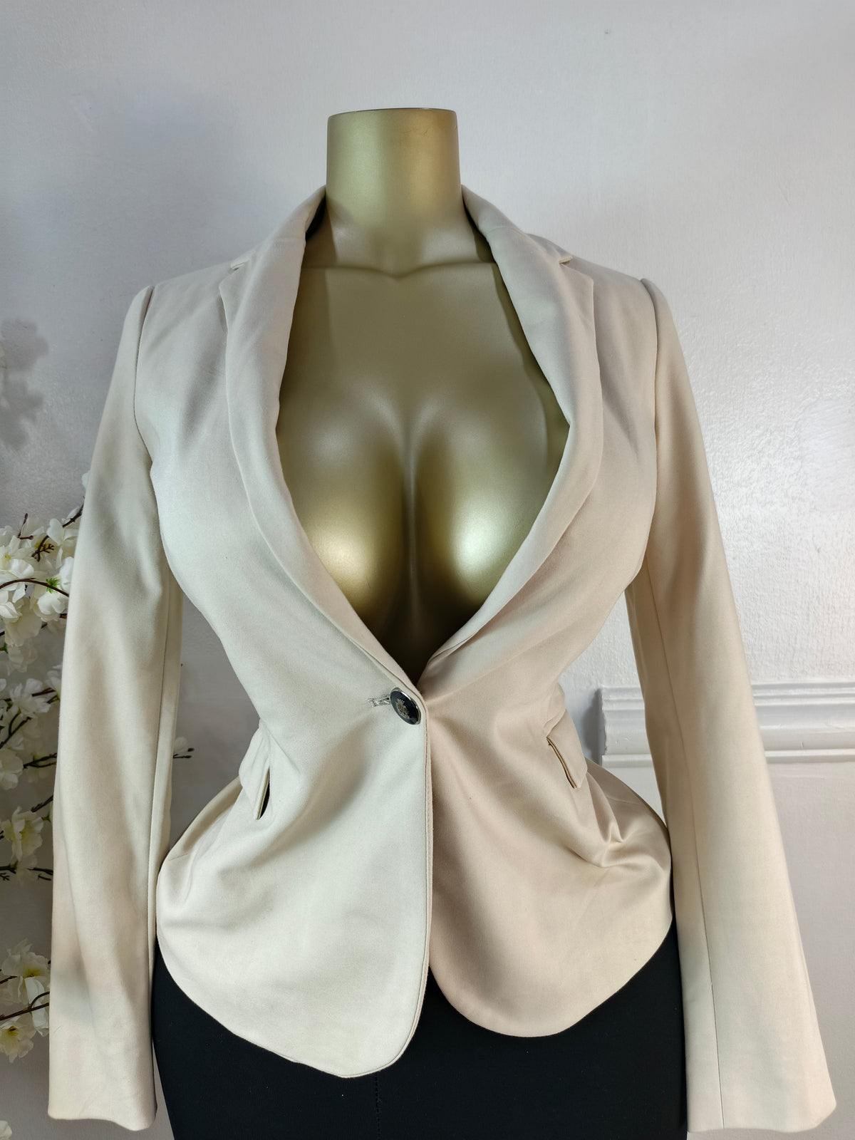 ZARA BASIC UK SIZE 6 [LENGTH 23 INCHES]