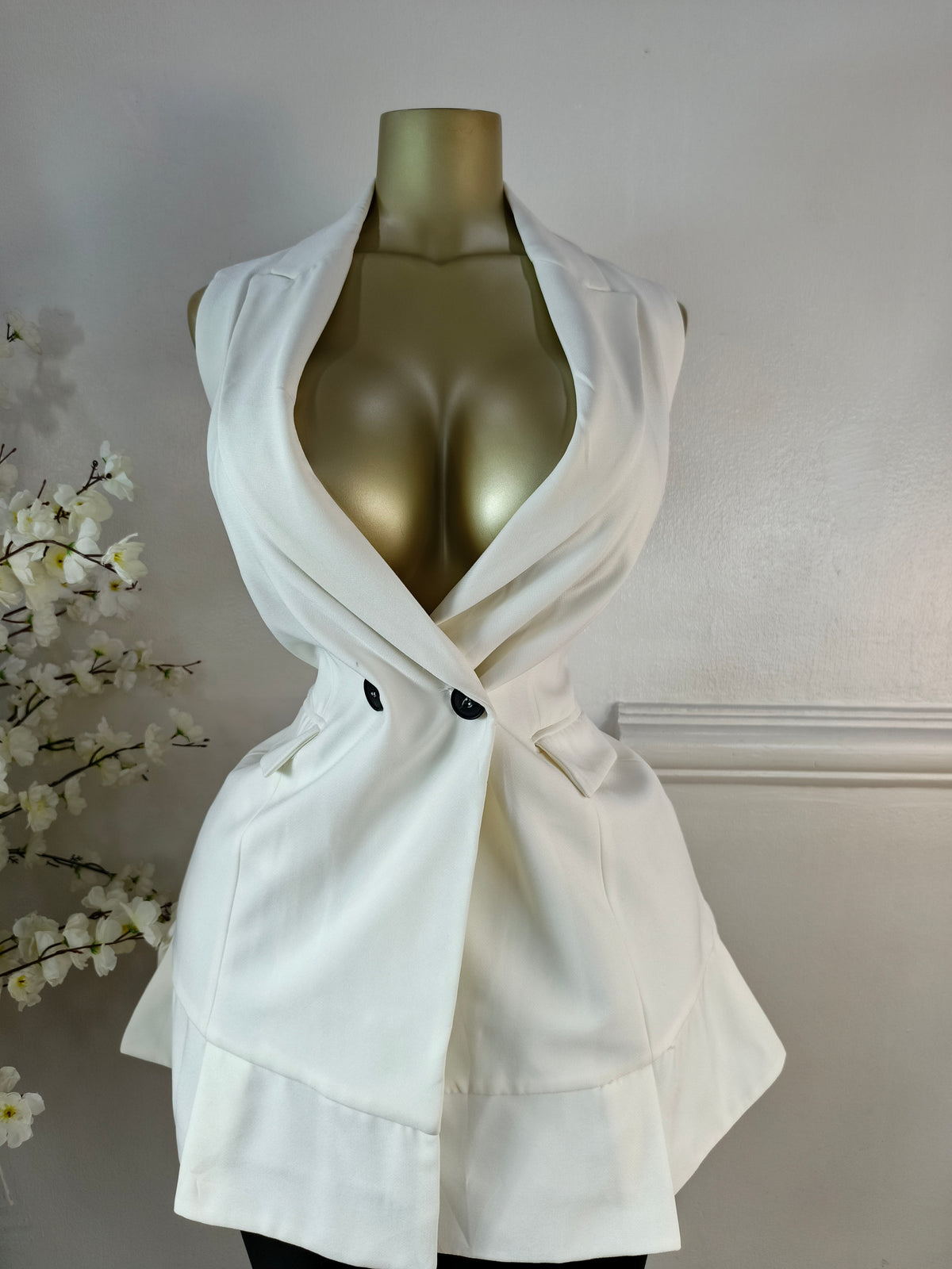 ZARA BASIC UK SIZE 6 [LENGTH 31 INCHES]
