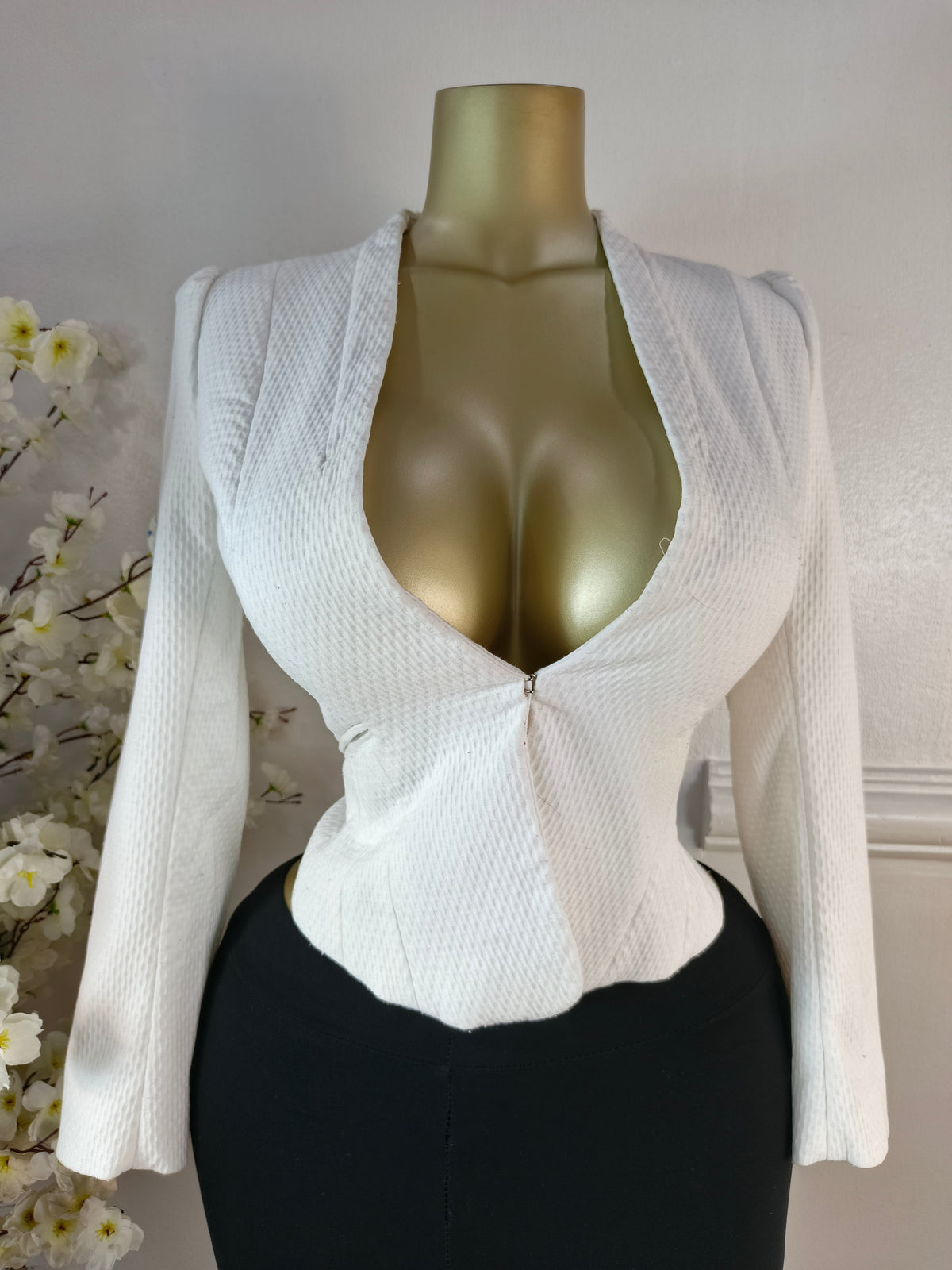 H&M UK SIZE 6 [LENGTH 20 INCHES]