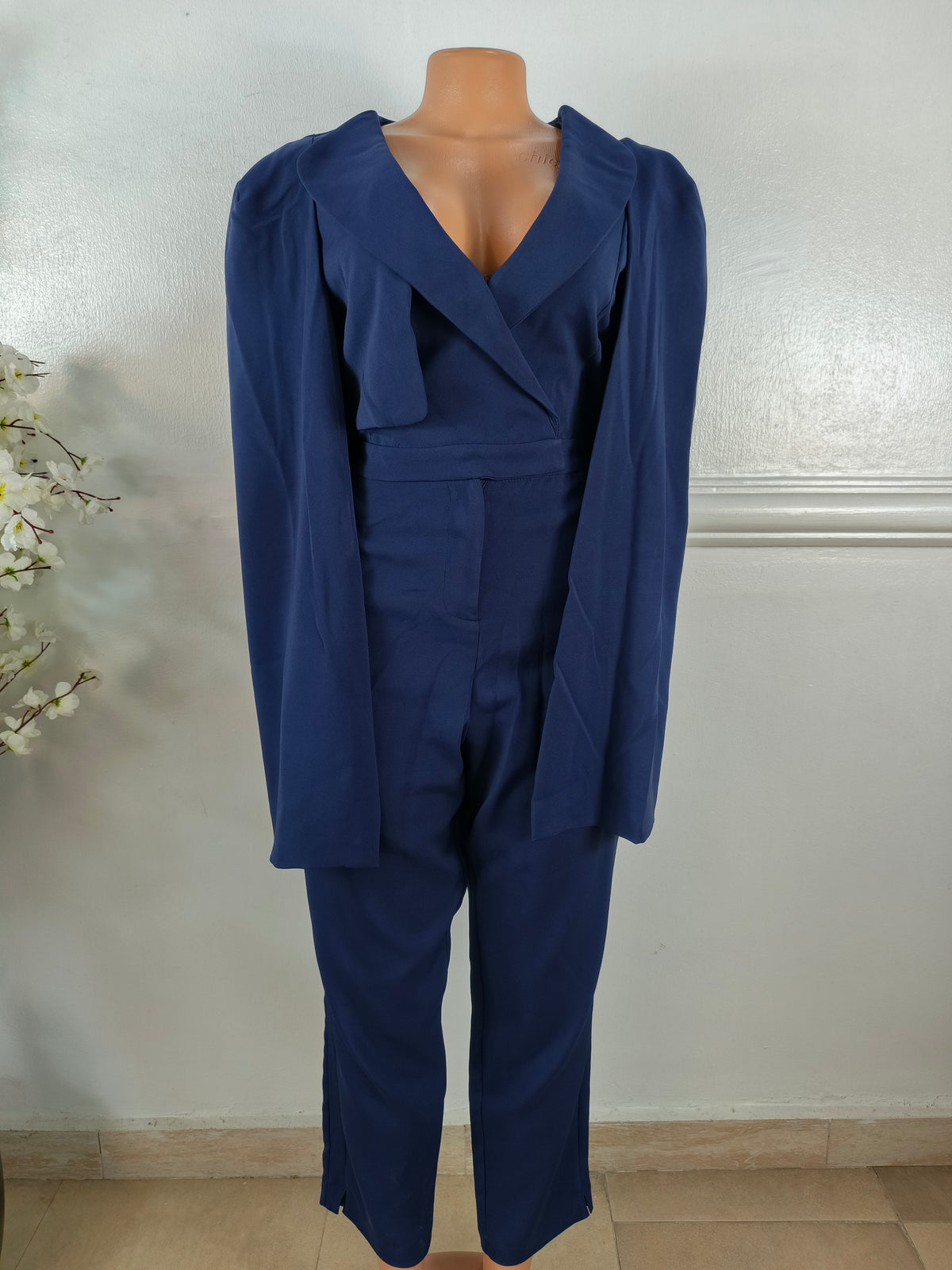 LAVISH UK SIZE 18 [LENGTH 54 INCHES]