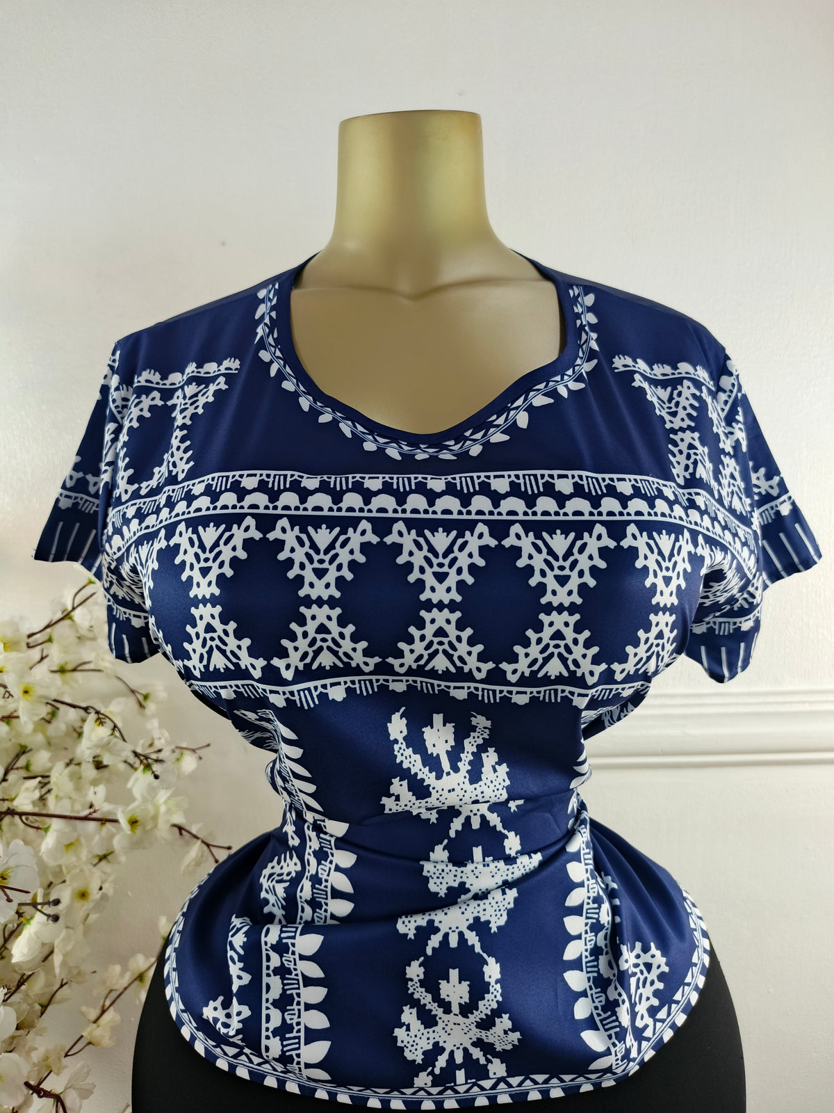 TOP UK SIZE 18