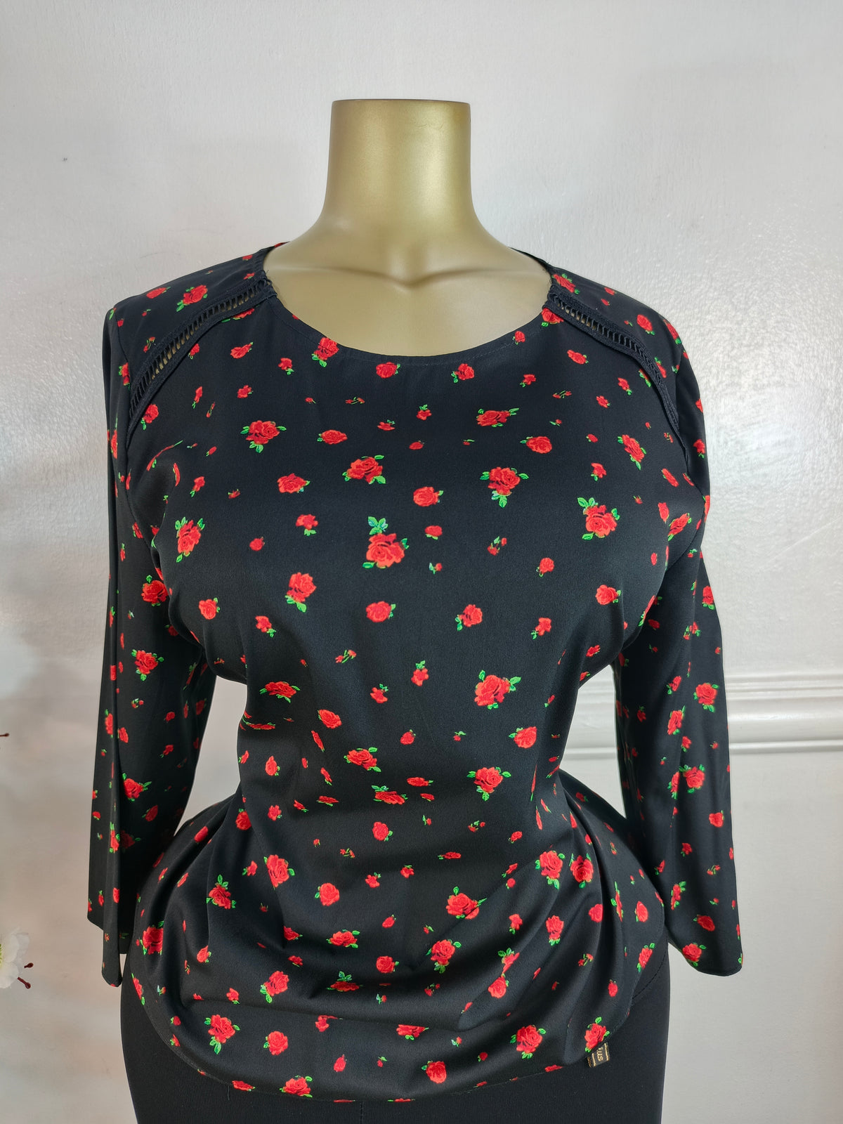 TOP UK SIZE 18