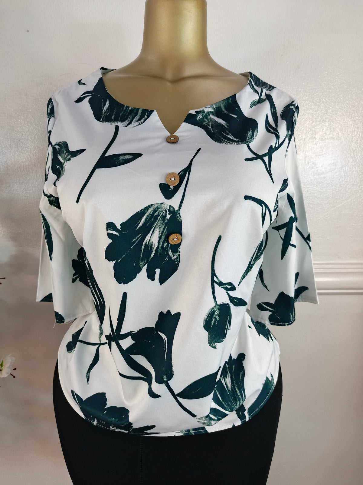 TOP UK SIZE 12