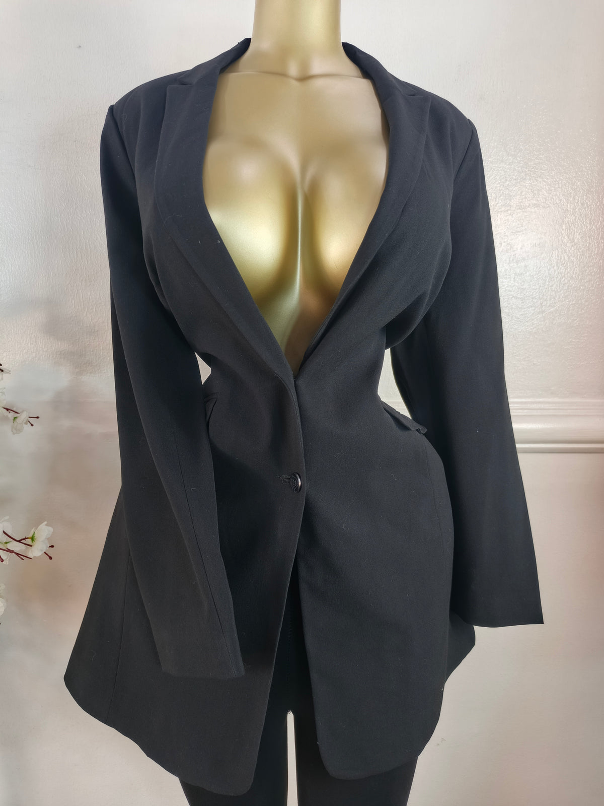 CAPSULE UK SIZE 18 [LENGTH 35 INCHES]