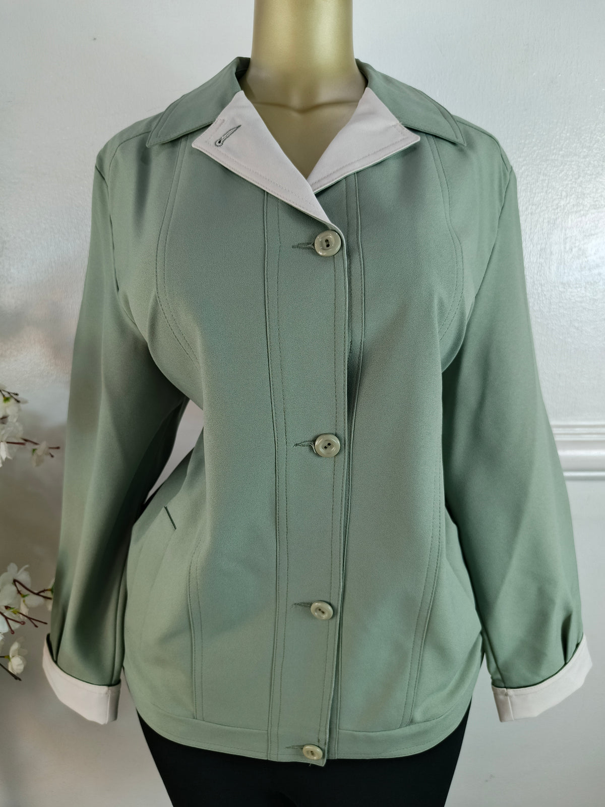 BLAZER UK SIZE 18 [LENGTH 29 INCHES]