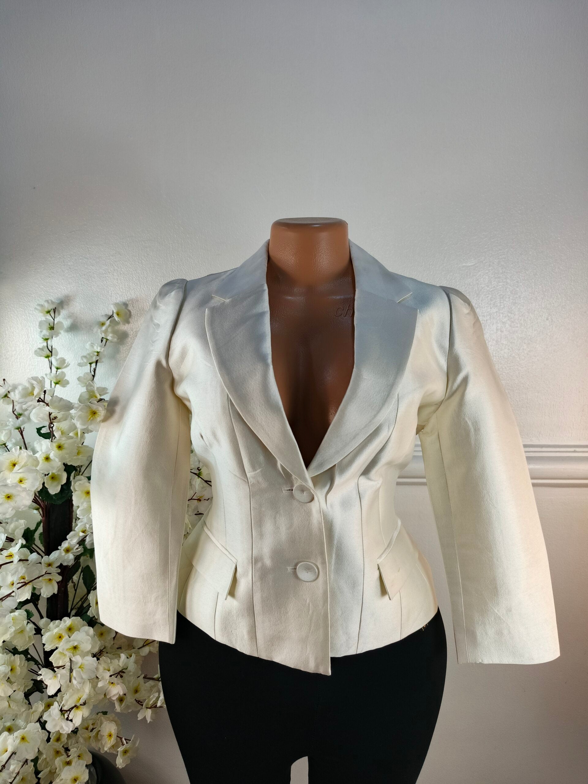 HOBBS UK SIZE 10 [LENGTH 21 INCHES, CREAM] image 0