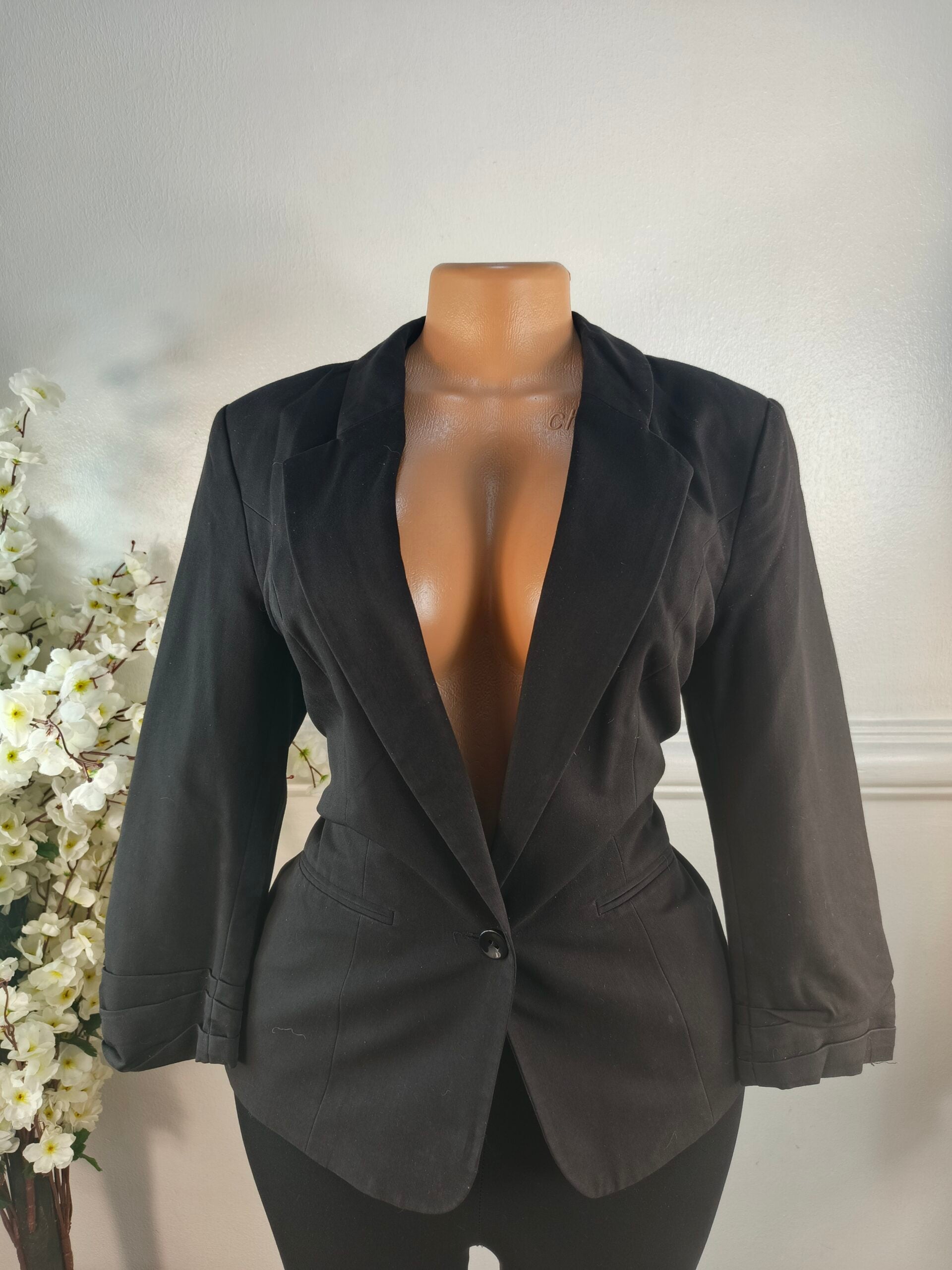 BLAZER UK SIZE 10 [LENGHT 25 INCHES, BLACK] image 0