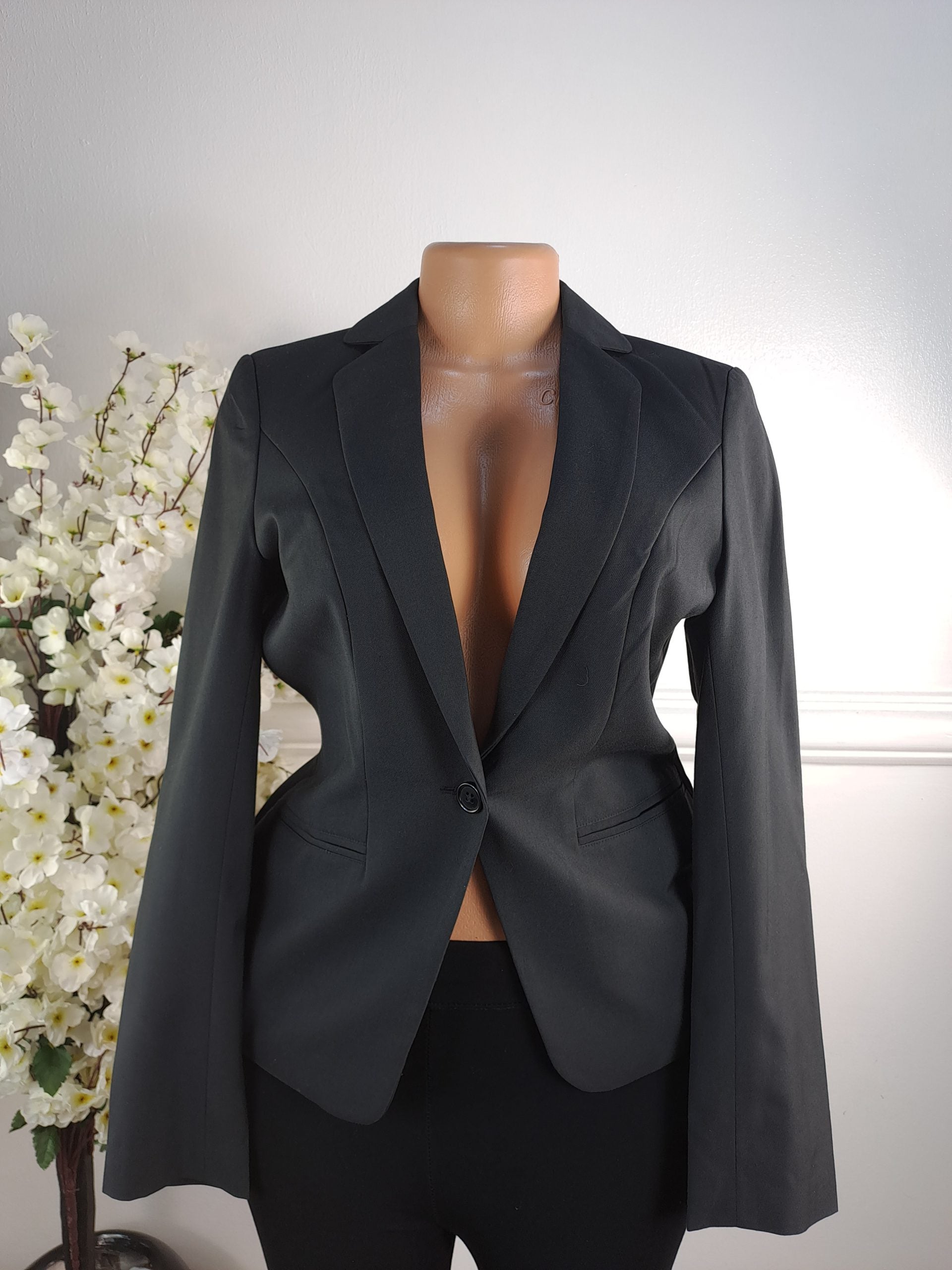 BLAZERS UK SIZE 8 [LENGHT 24 INCHES] image 0