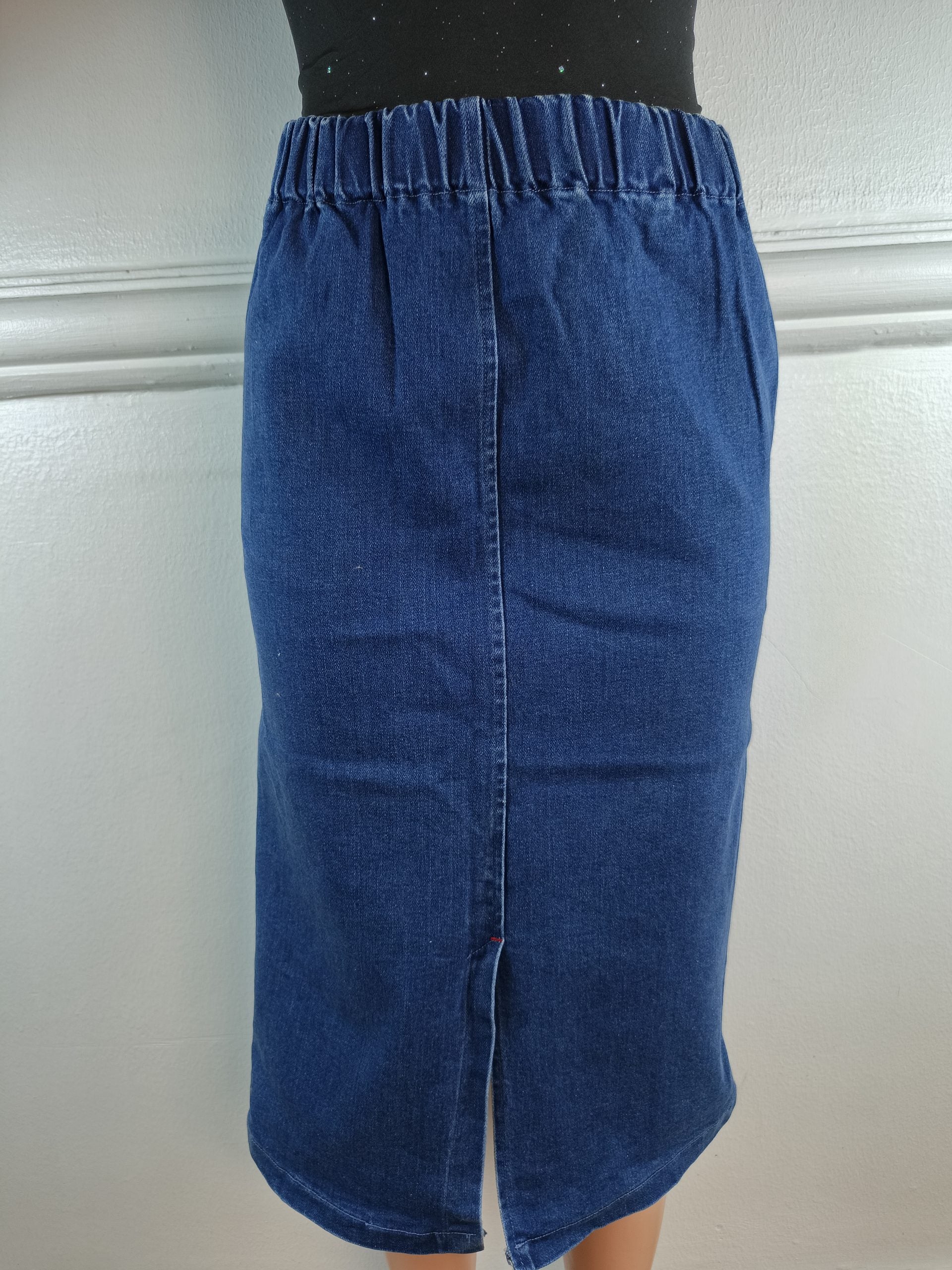 SKIRT UK 8, L-28 INCHES image 0