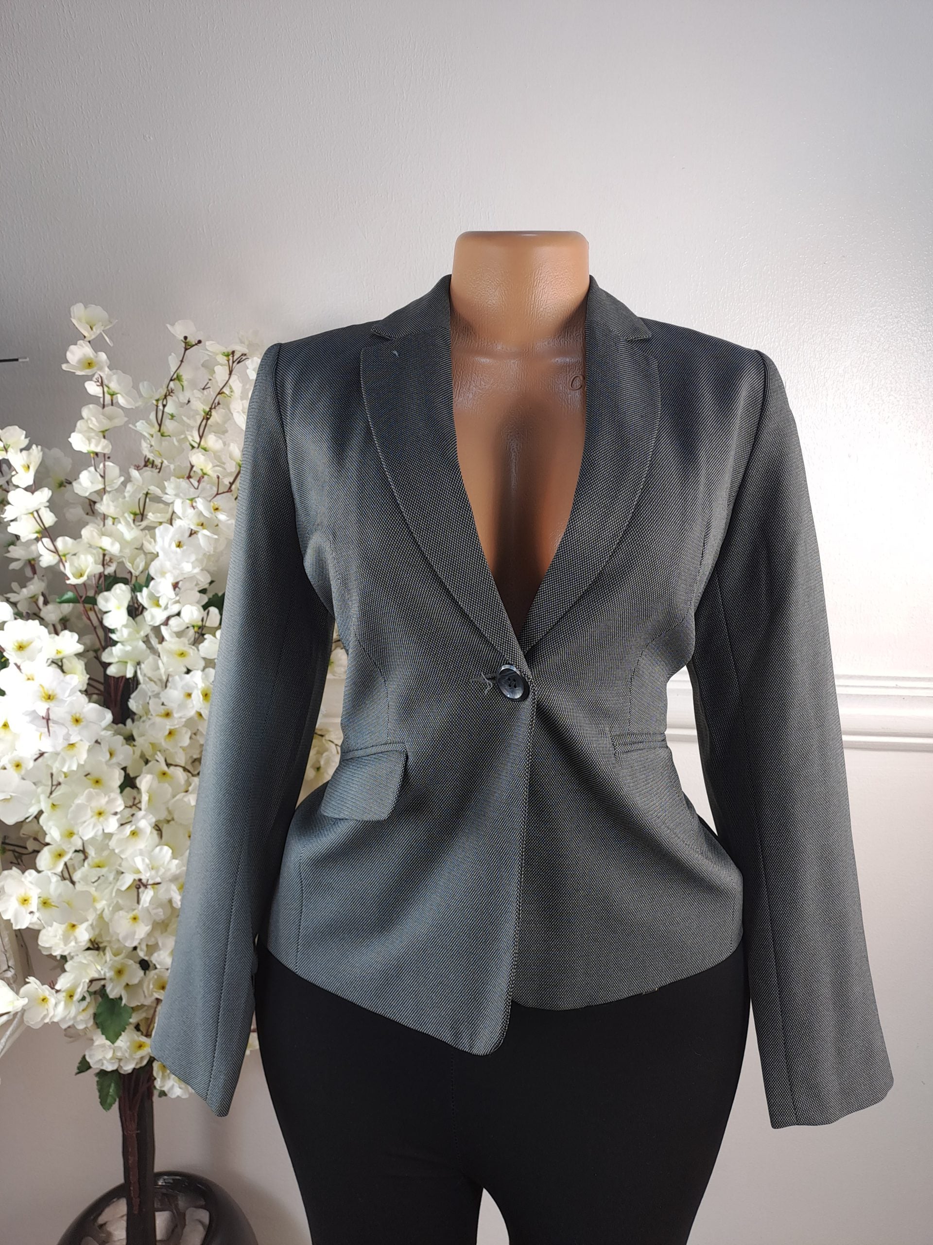 ETITE UK SIZE 8 [LENGHT 22 INCHES] image 0