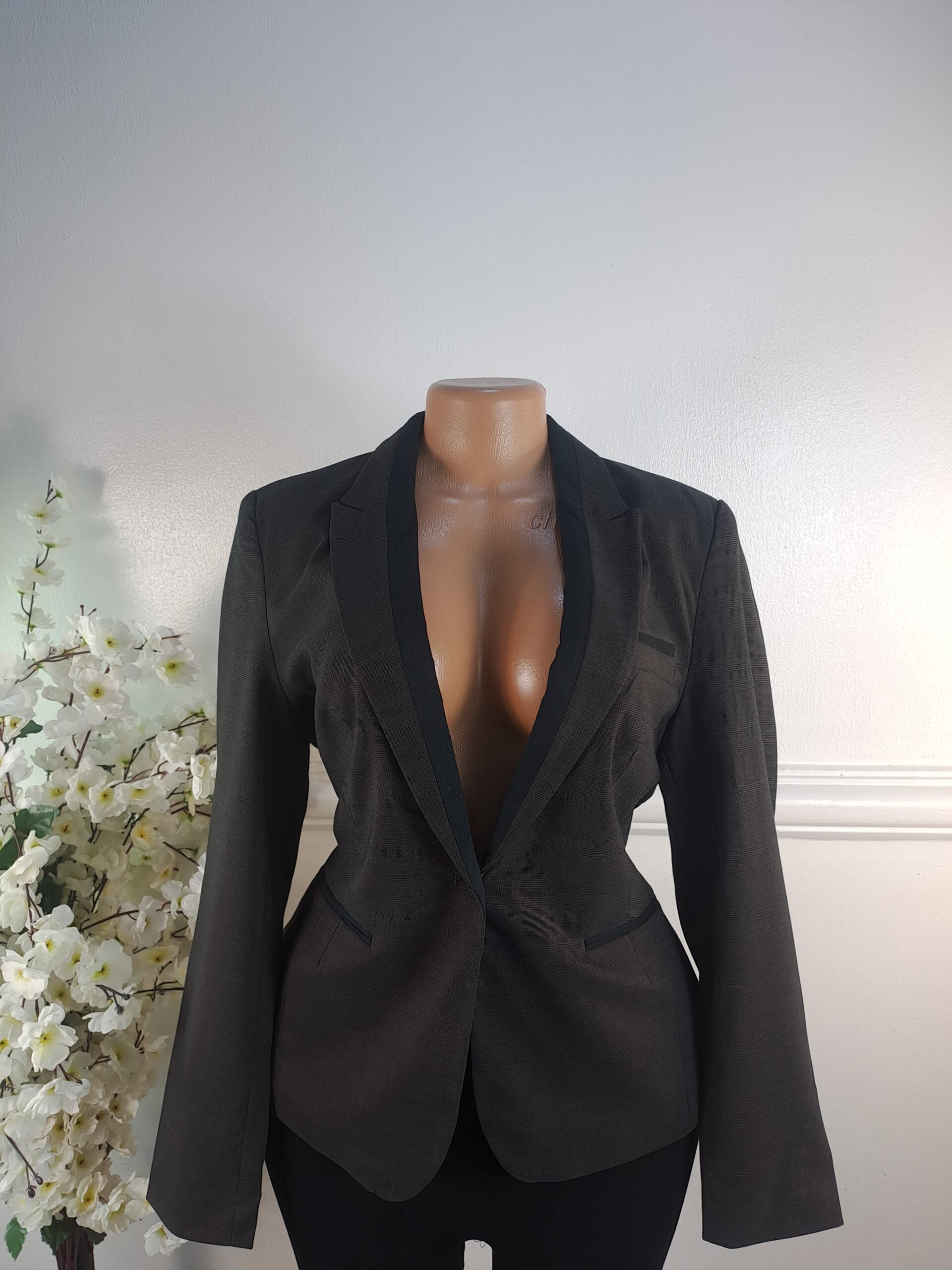 SLIM FIT NEXT UK SIZE 12 [LENGTH 26 INCHES] image 0