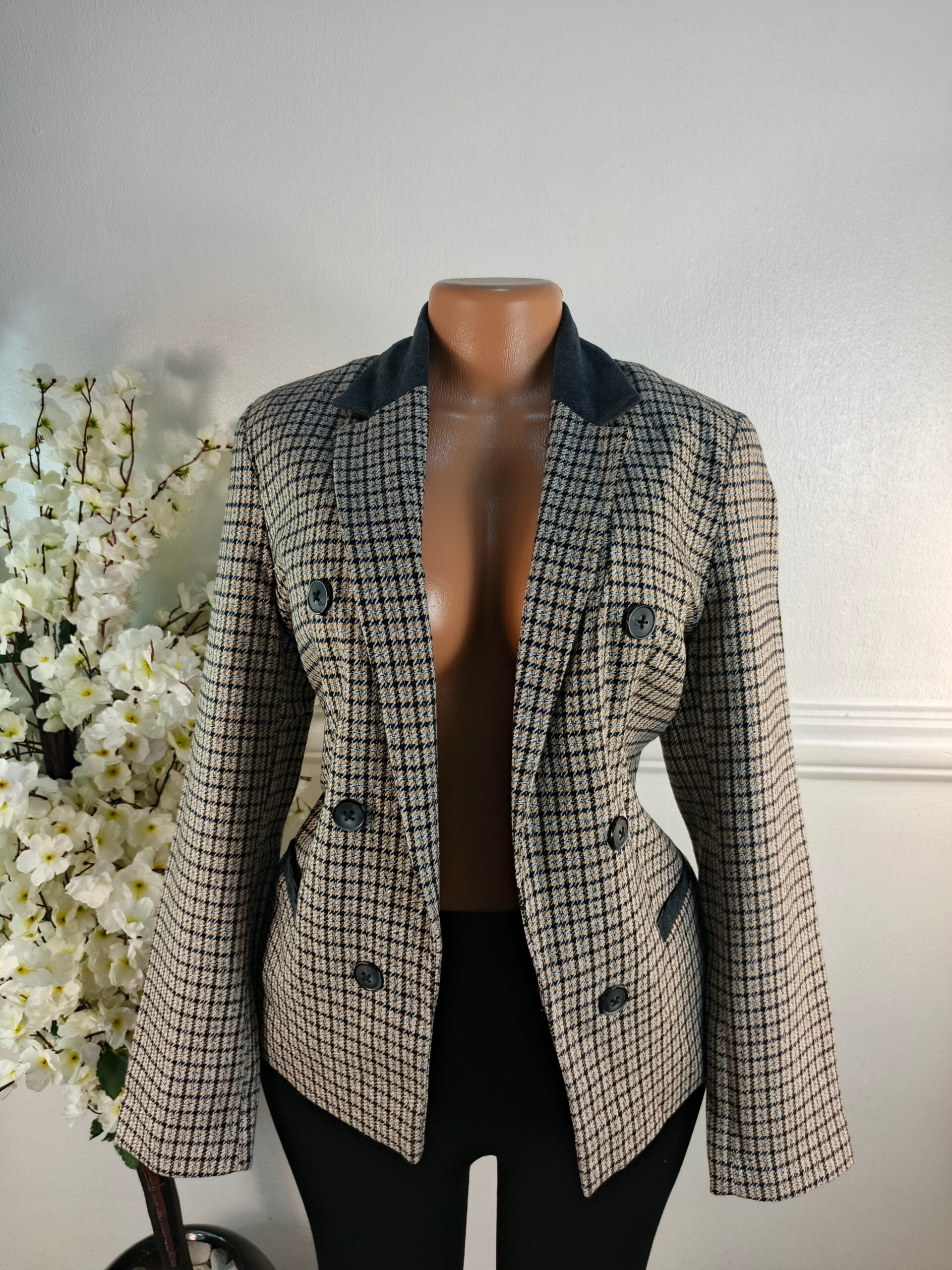 TU WOMAN UK SIZE 10 [LENGHT 24 INCHES, TWID] image 0