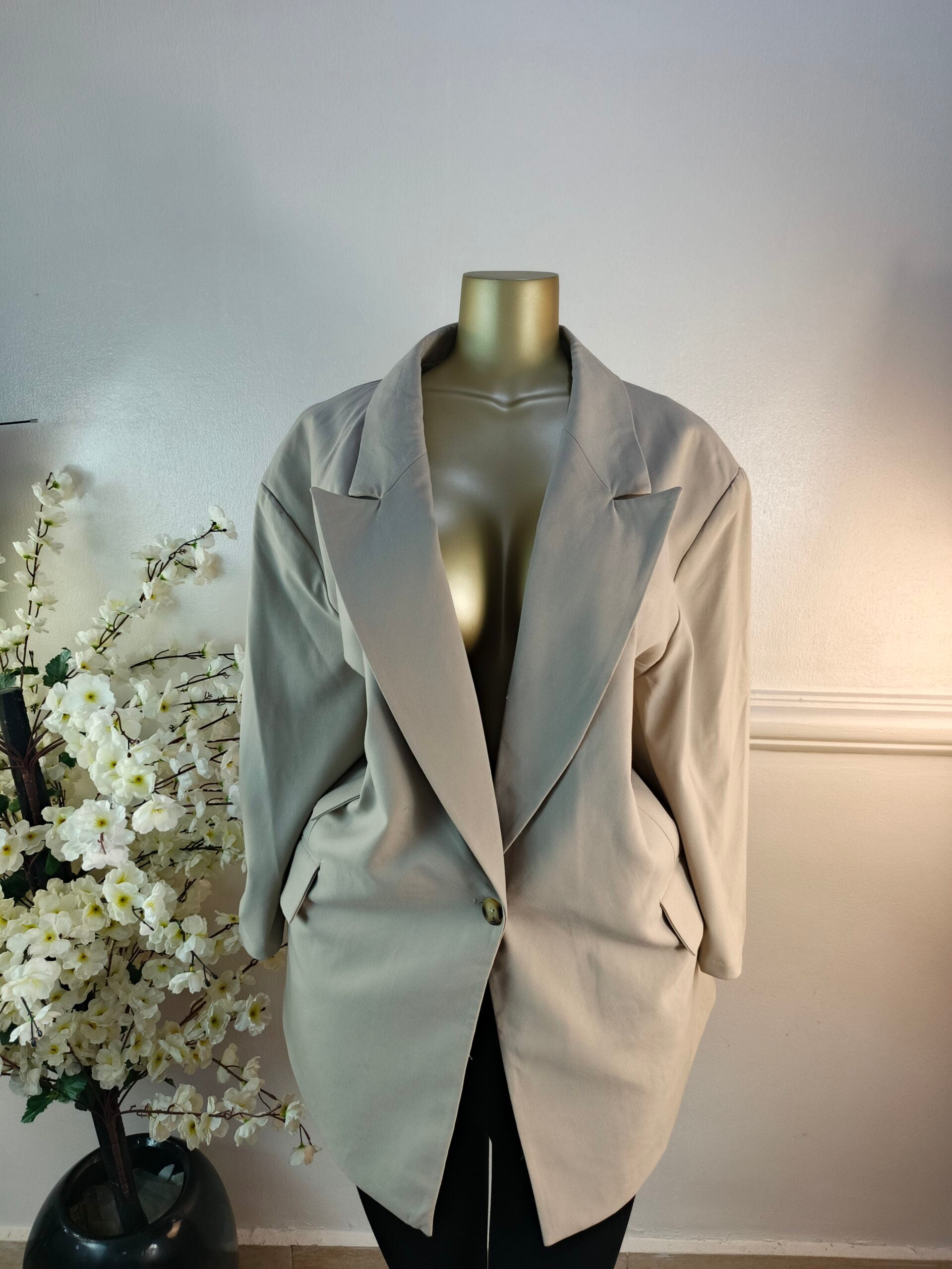 JD. WILLIAMS UK SIZE 28 [LENGTH 34 INCHES, CARTON] image 0