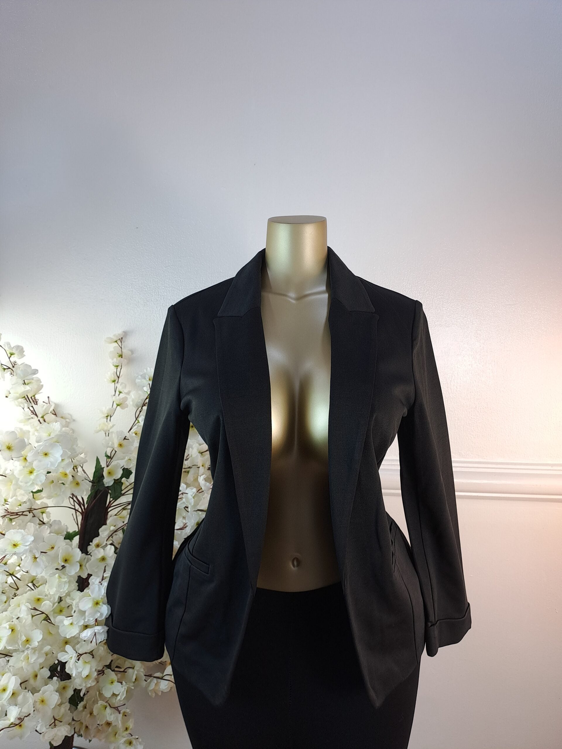 NEW LOOK UK SIZE 10 [LENGTH 27 INCHES, BLACK] image 0