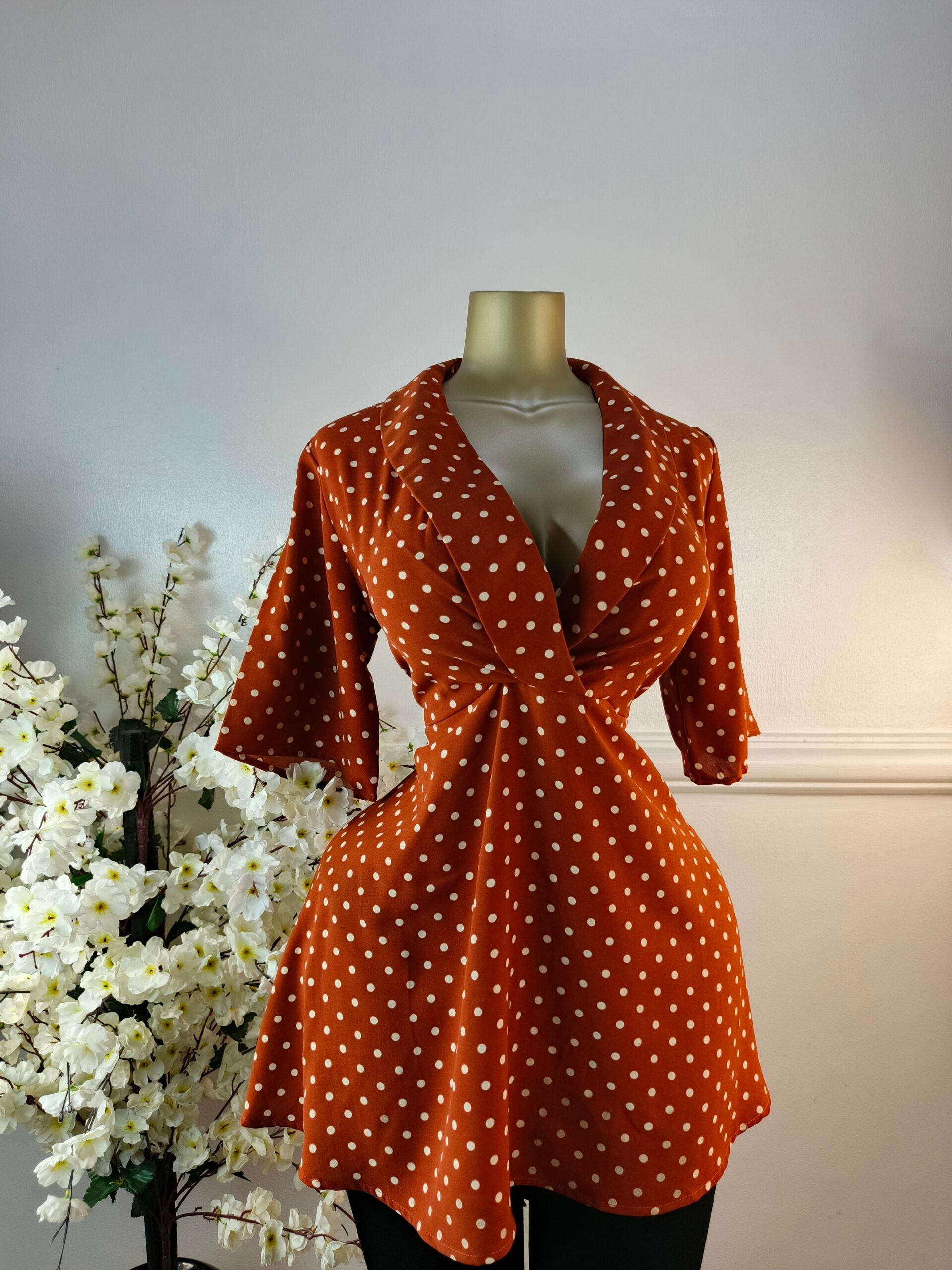 PRETTYLITTLETHING UK SIZE 10 [BROWN] image 0