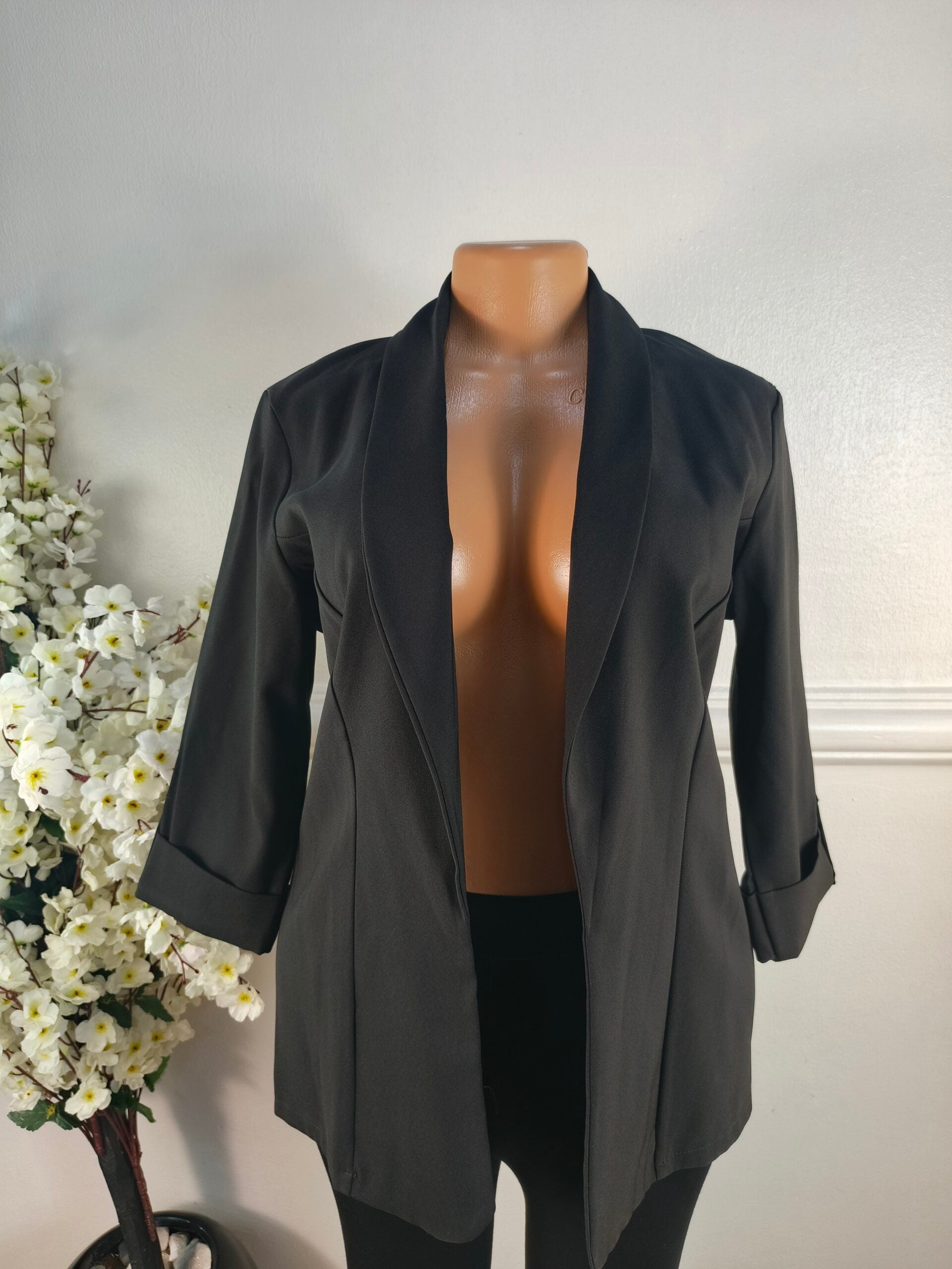 PRETTYLITTLETHING UK SIZE 12 [LENGHT 27 INCHES, BLACK] image 0