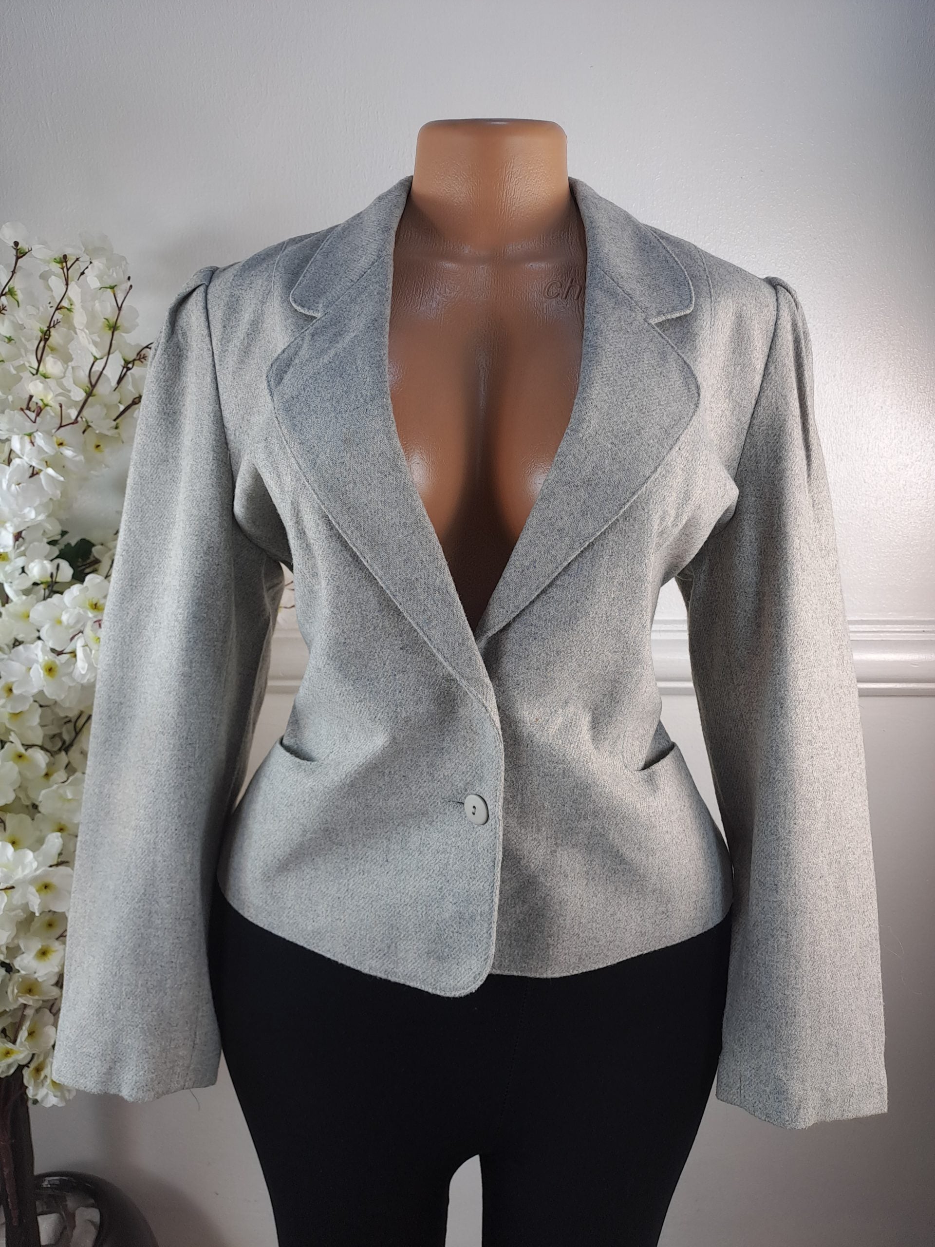 BLAZERS UK SIZE 14 [LENGHT 23 INCHES] image 0