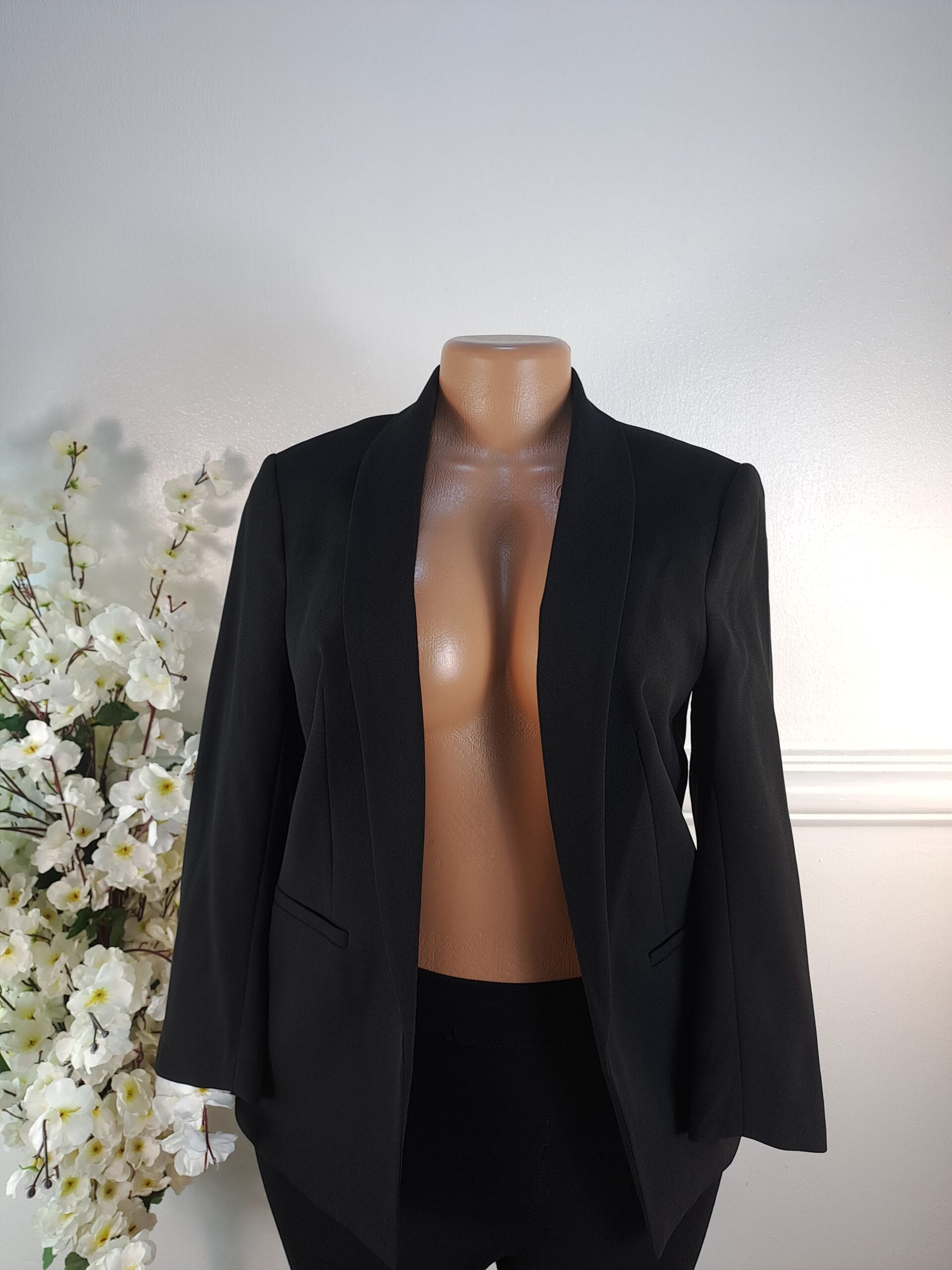 H&amp;M UK SIZE 10 [LENGTH 26 INCHES, BLACK] image 0