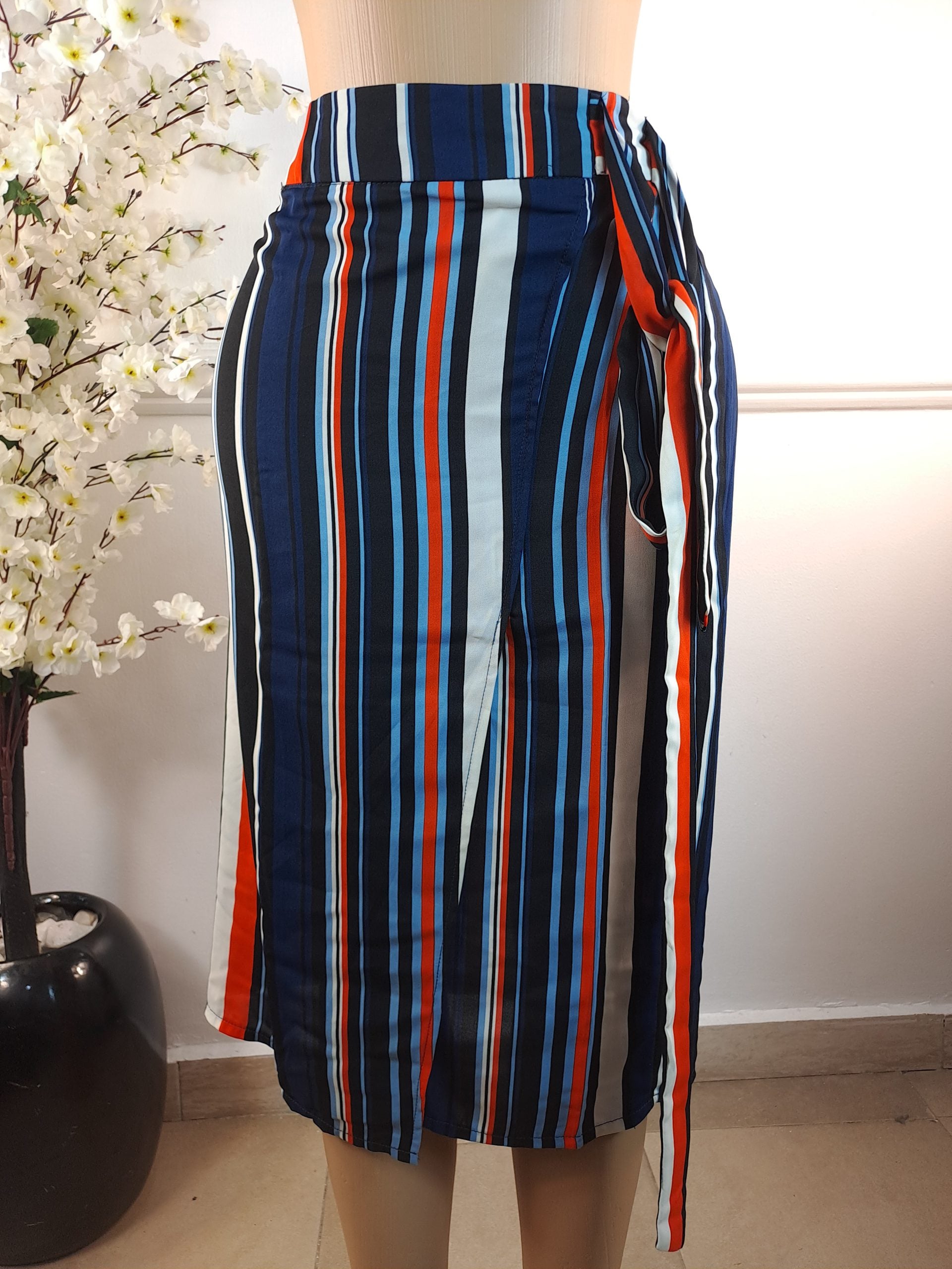 PIXIE DAIRY UK 14, L-29 INCHES image 0