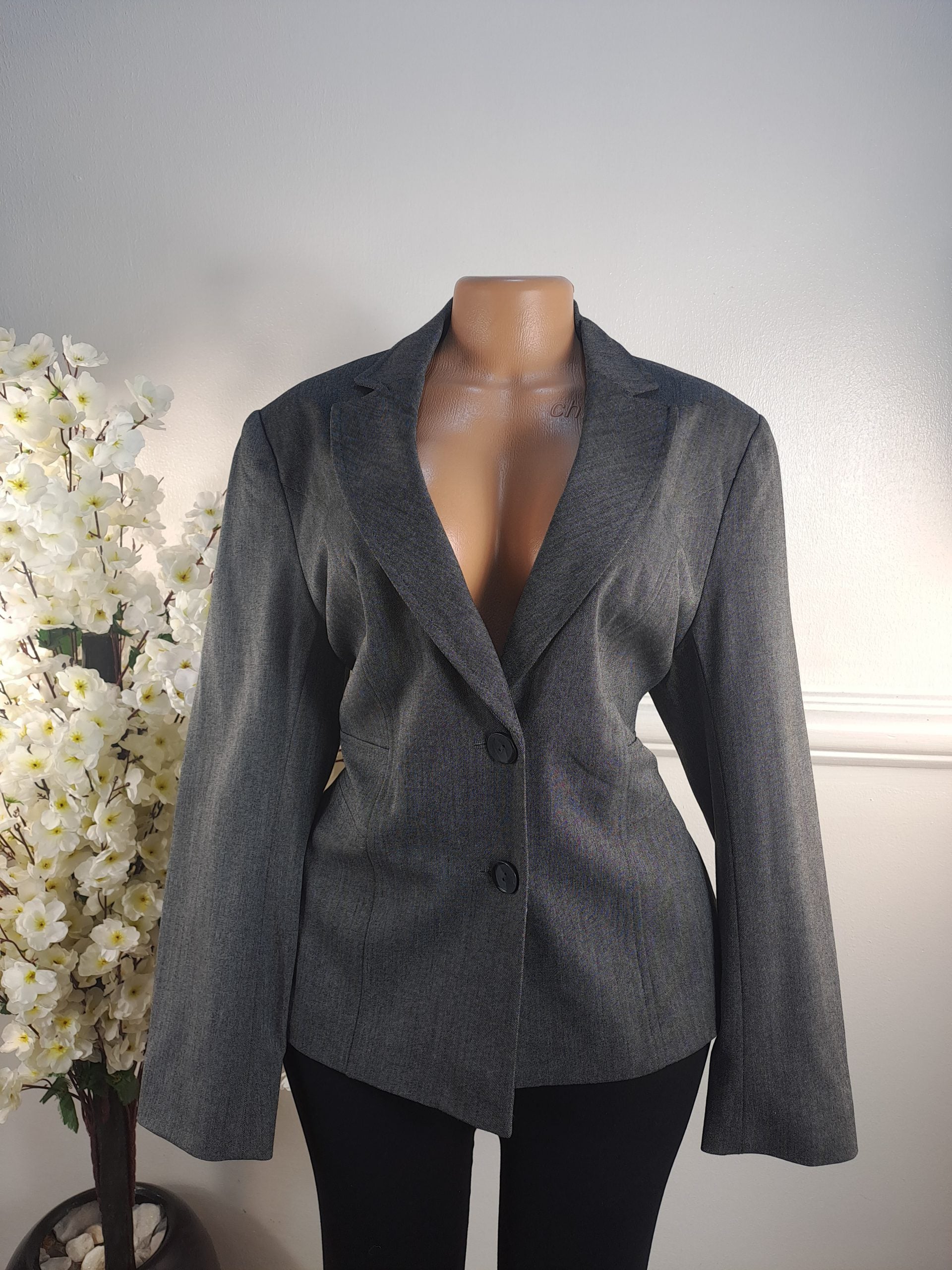 DEBENHAM COLLECTION UK SIZE 14 [LENGHT 25 INCHES] image 0