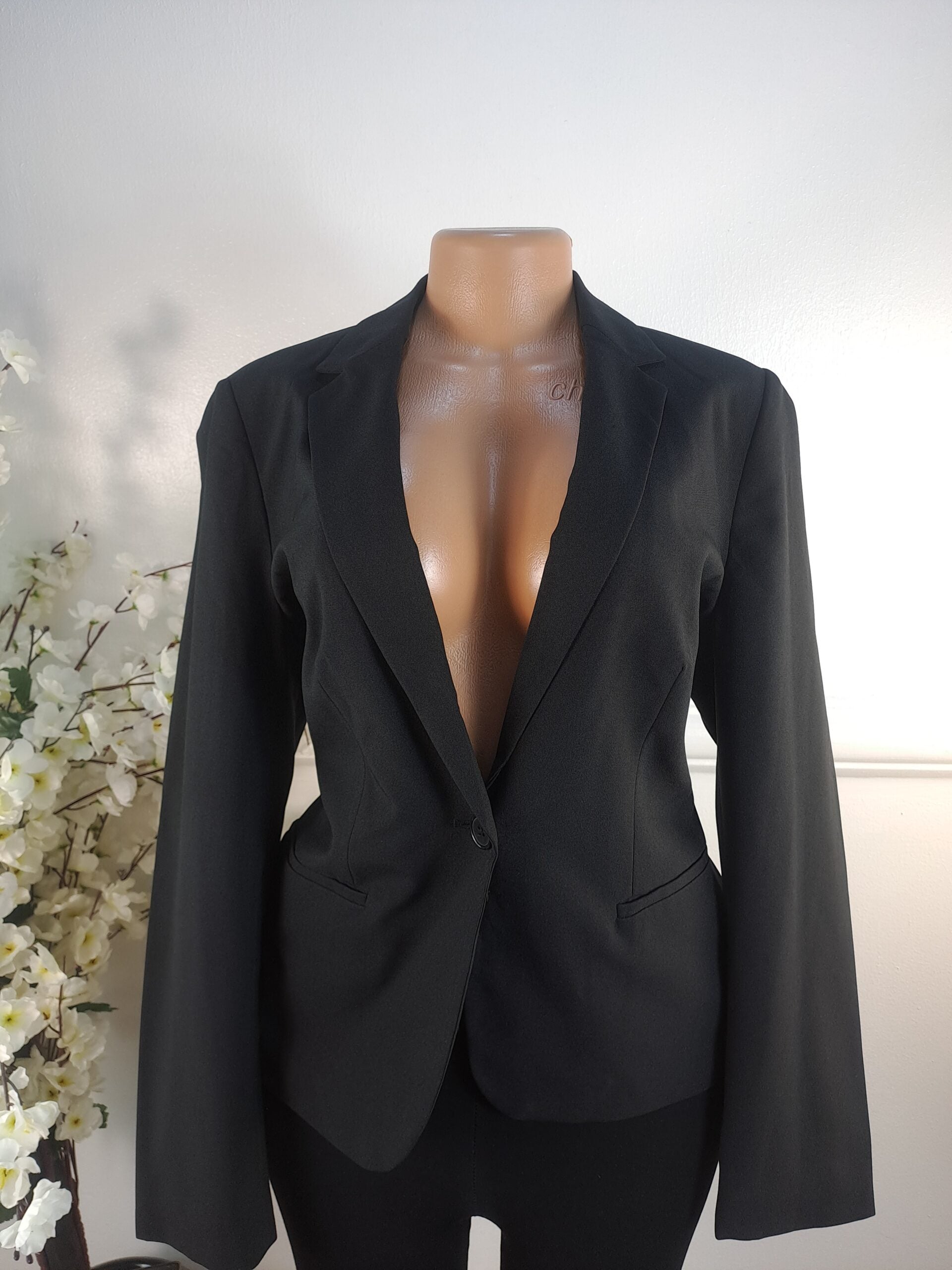 PAPAYA UK SIZE 12 [LENGHT 26 INCHES, BLACK] image 0