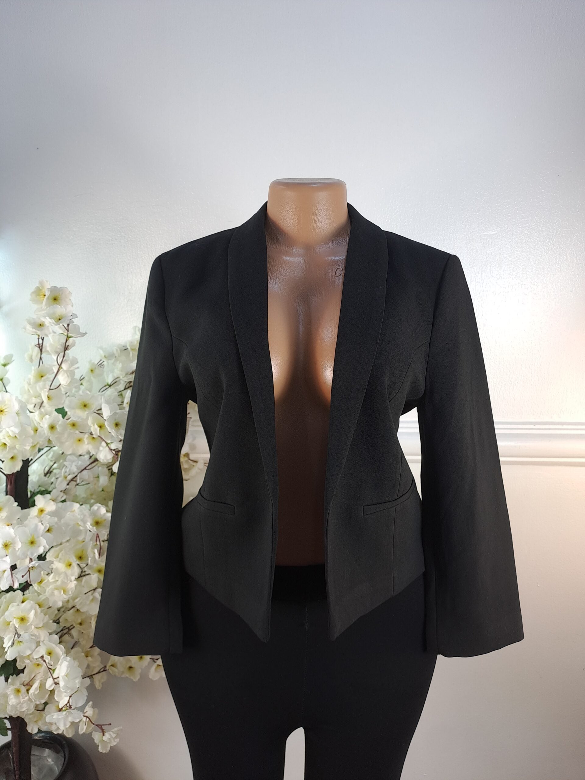 NEW LOOK UK SIZE 10 [LENGTH 21 INCHES, BLACK] image 0