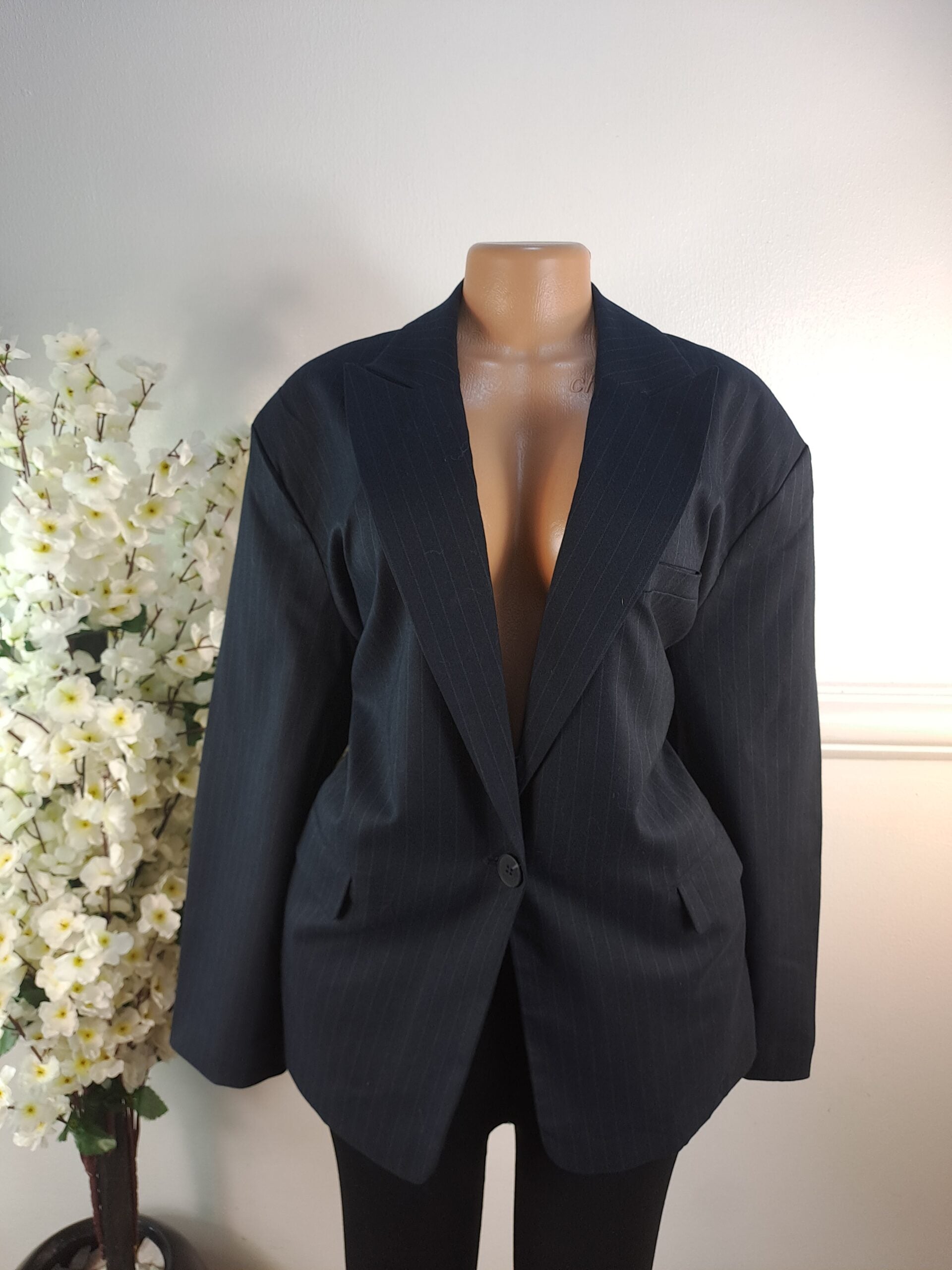 M&amp;S UK SIZE 18 [LENGTH 31 INCHES, NAVY BLUE] image 0