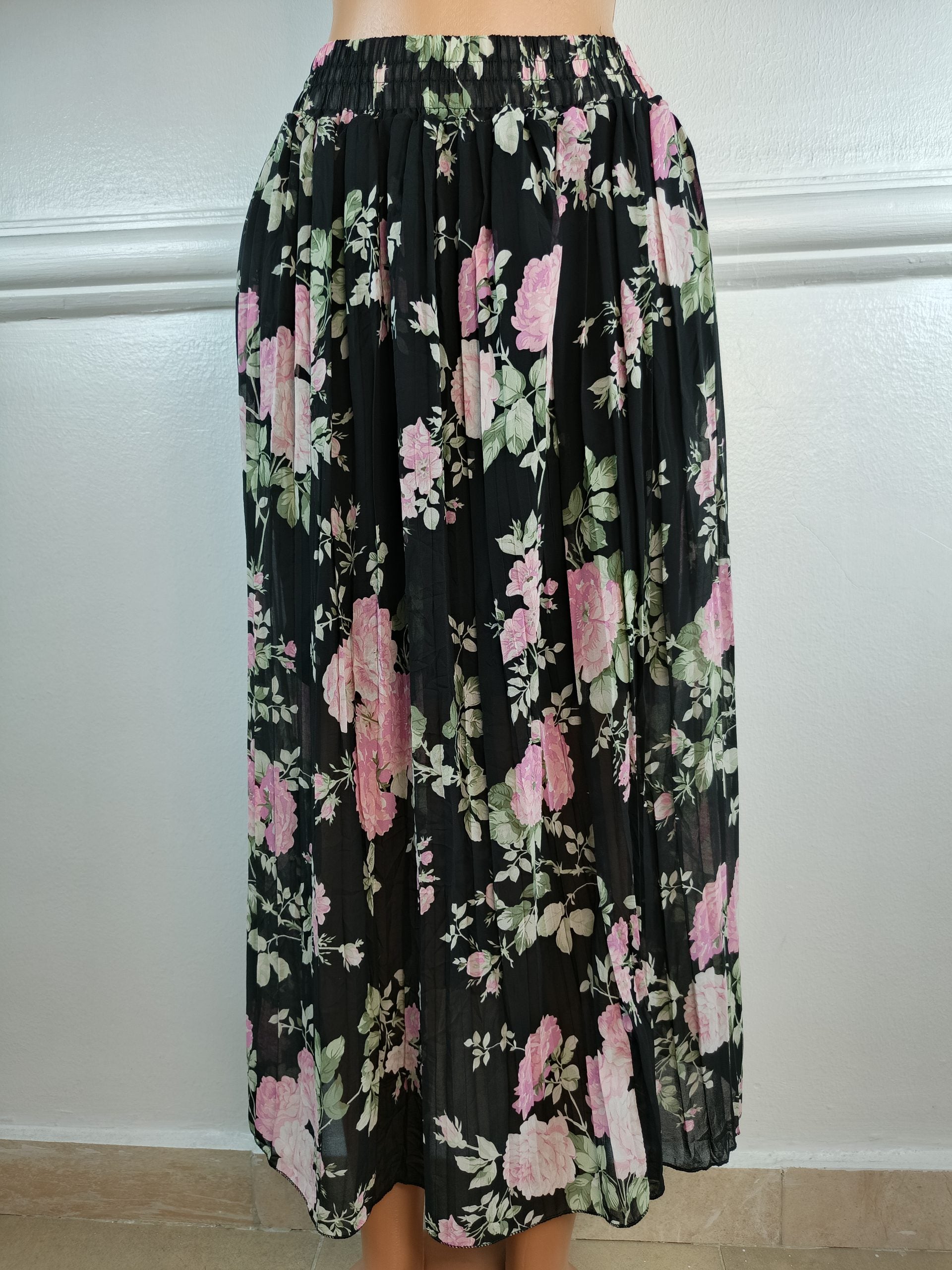 SKIRT UK 6, L-36 INCHES image 0