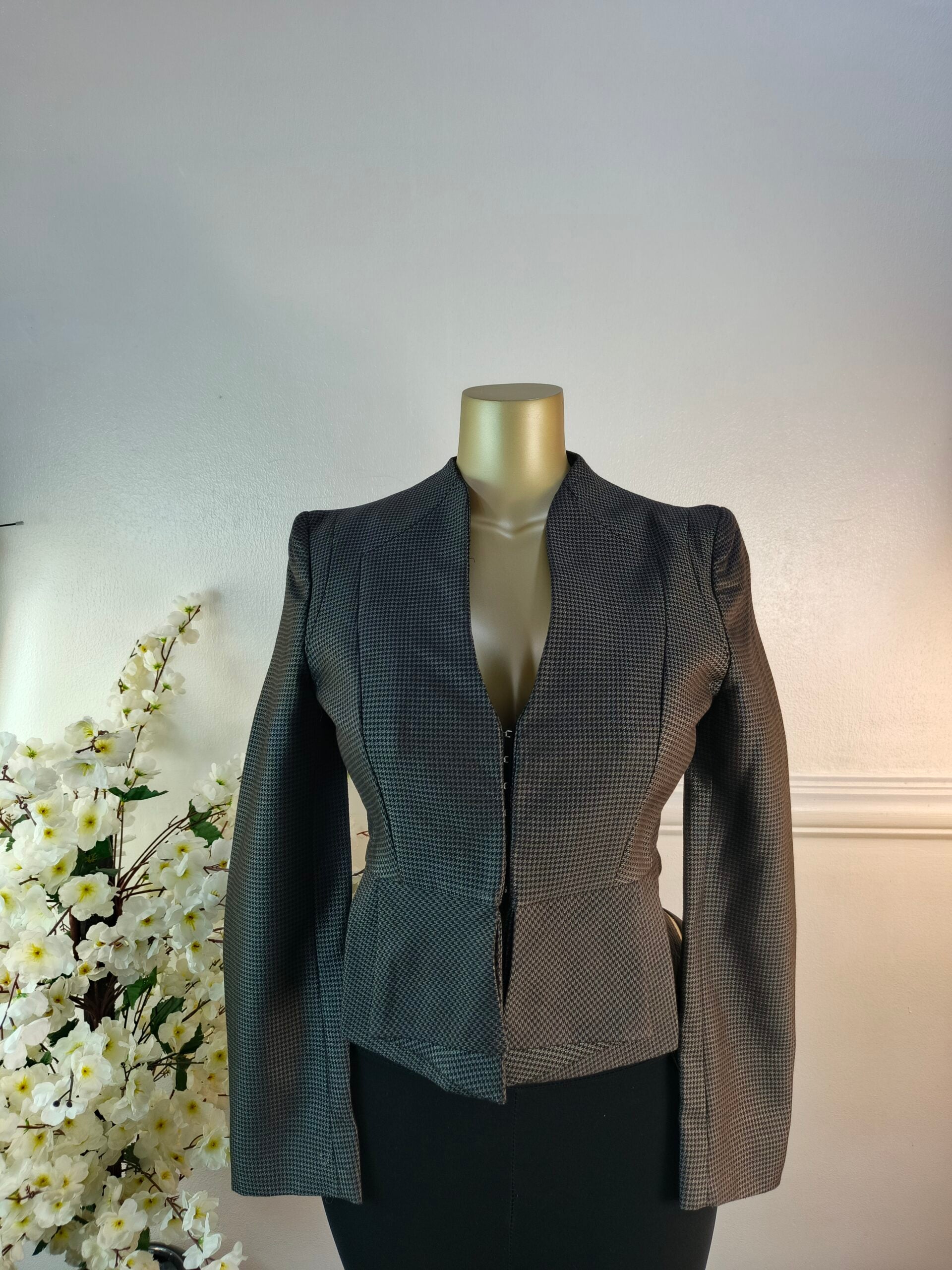 NEXT UK SIZE 8 [LENGTH 22 INCHES] image 0