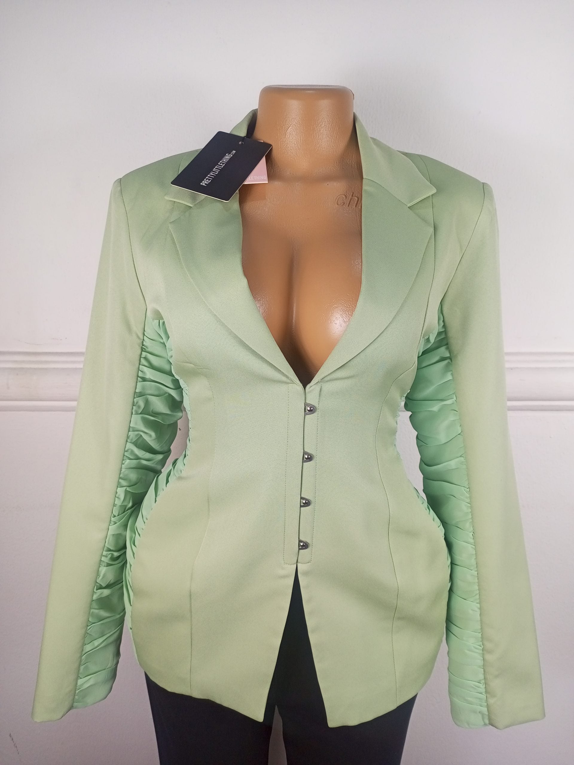 PRETTYLITTLETHING UK 14 image 0