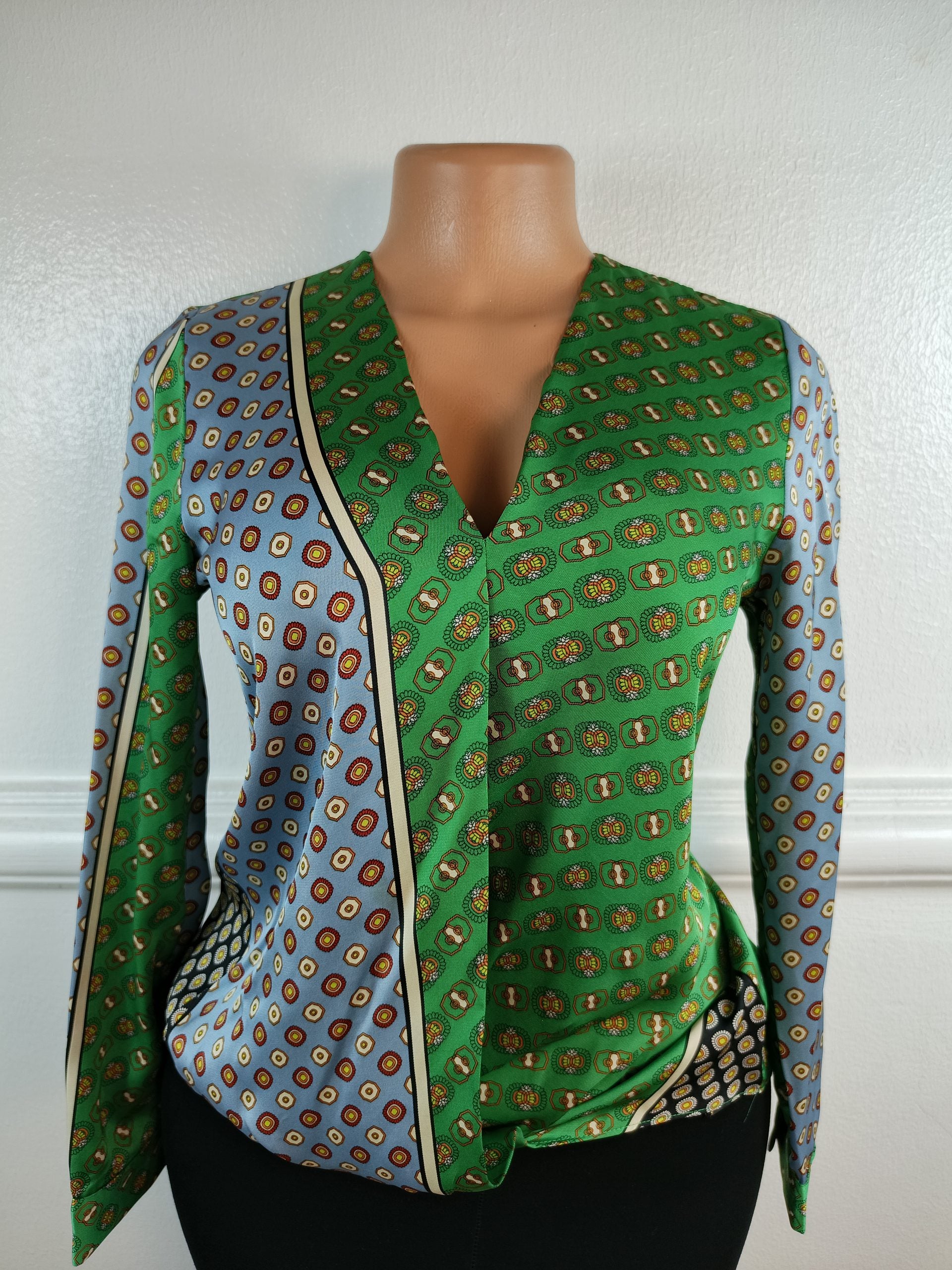 RIVER ISLAND UK 6 image 0