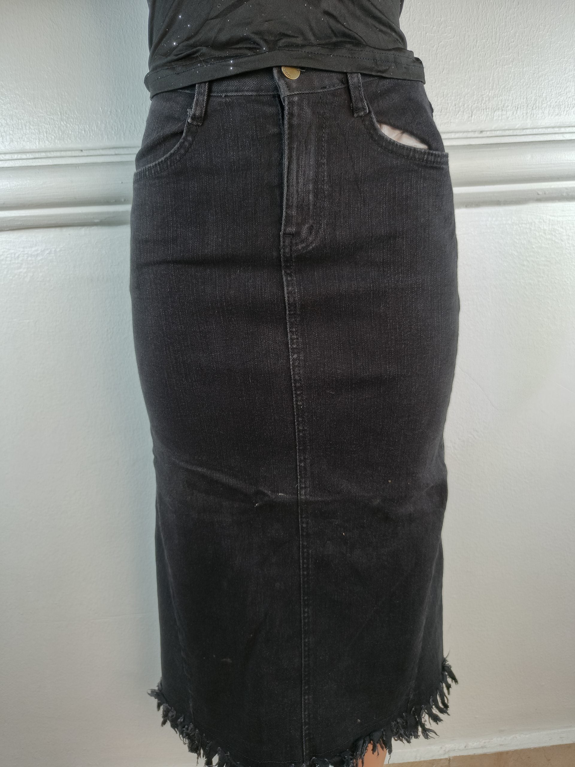 AHOOL UK 6, L-30 INCHES image 0