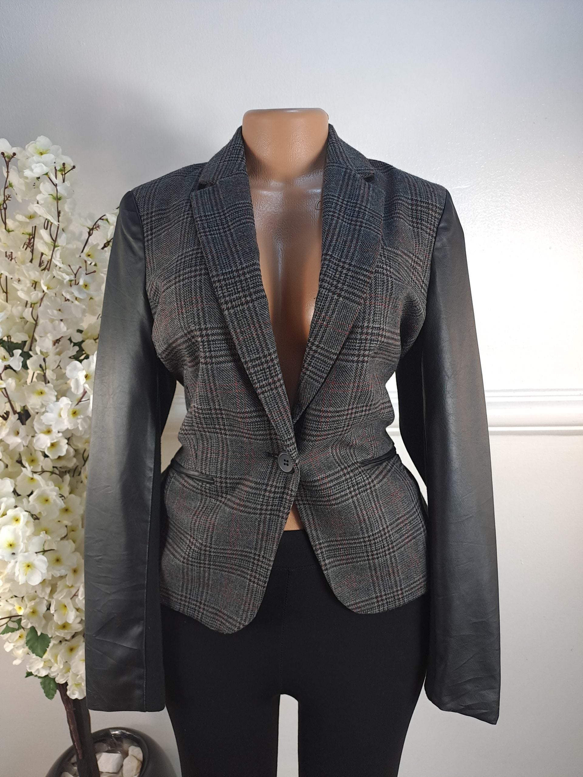 F&F UK 12  L:25 image 0