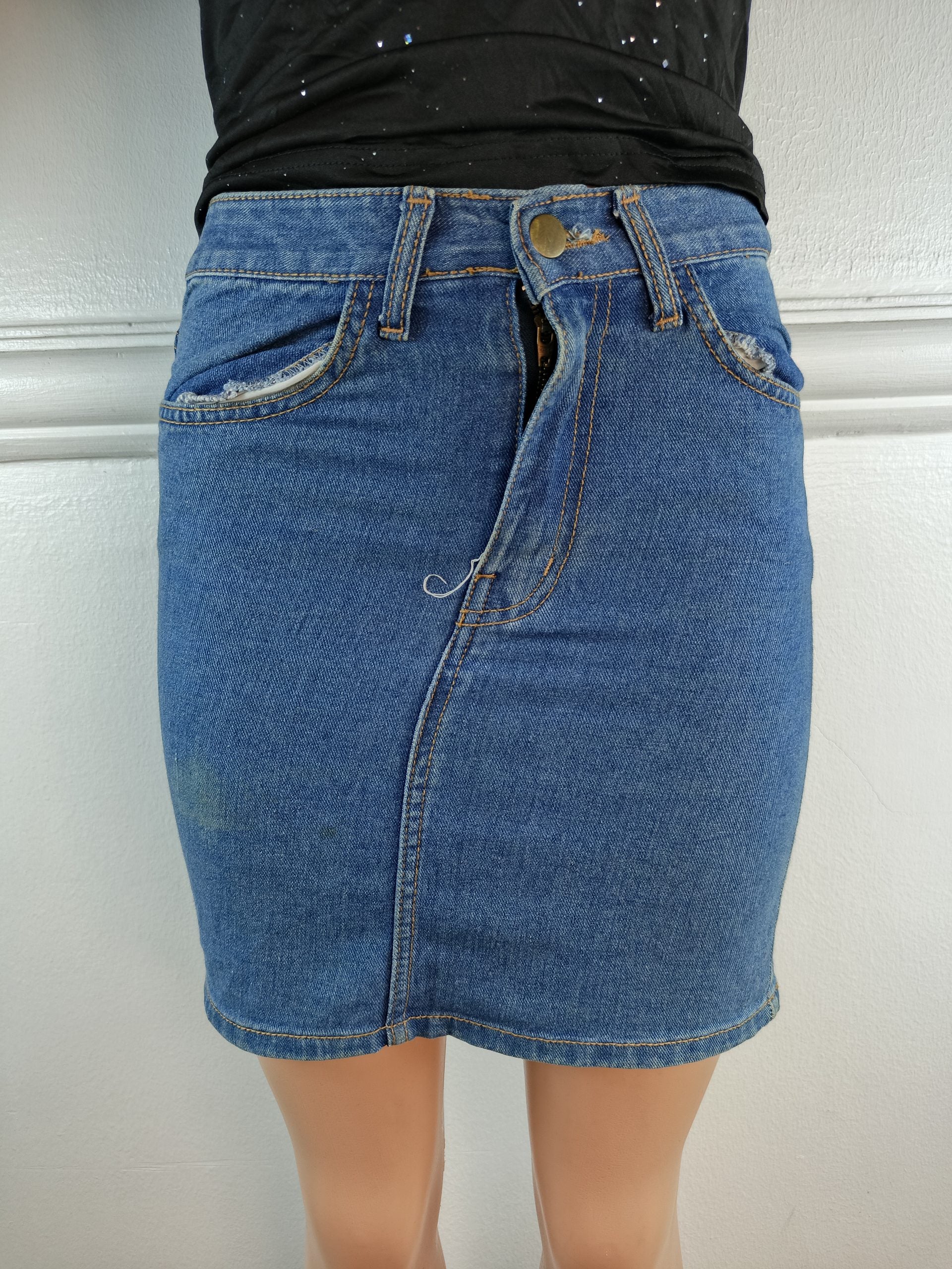 SKIRT UK 8, L-16 INCHES image 0