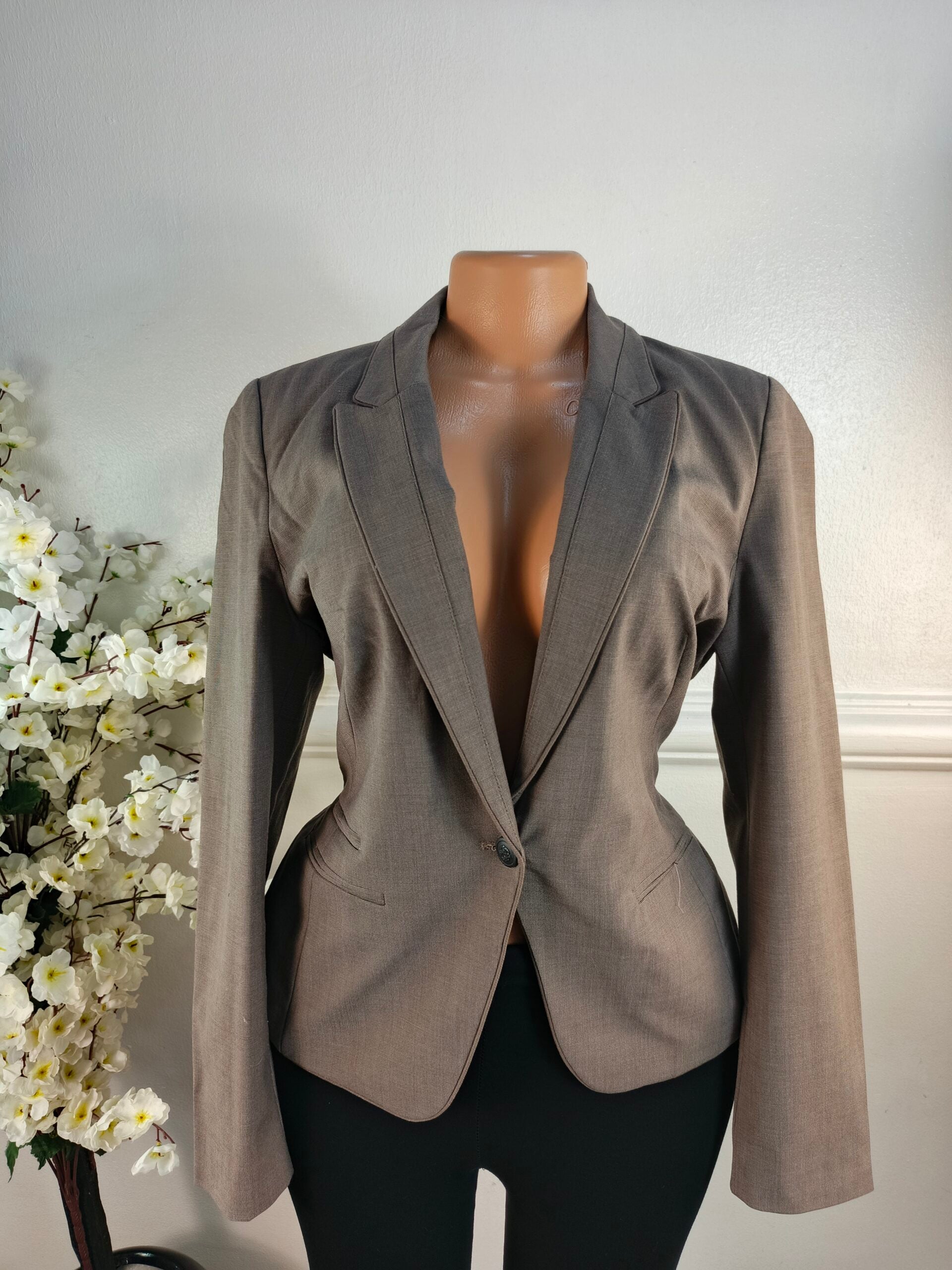 SLIM FIT NEXT UK SIZE 14 [LENGHT 25 INCHES] image 0