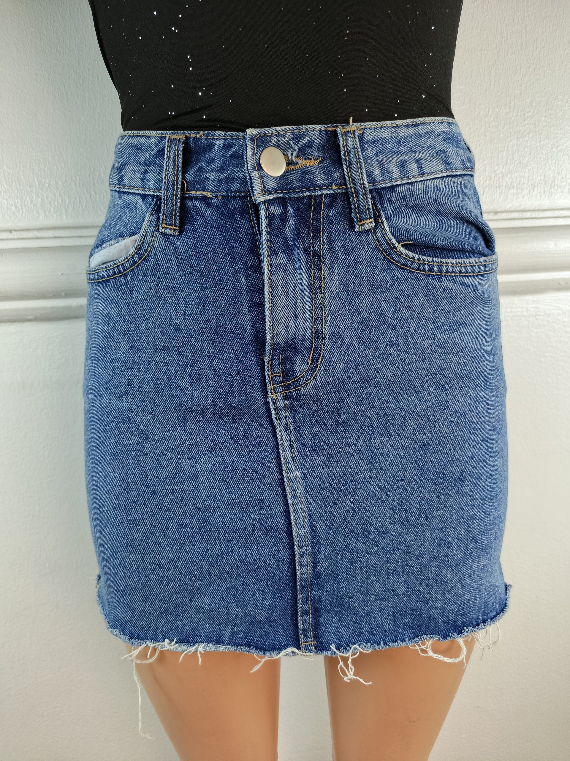 SKIRT UK 6, L-14 INCHES image 0
