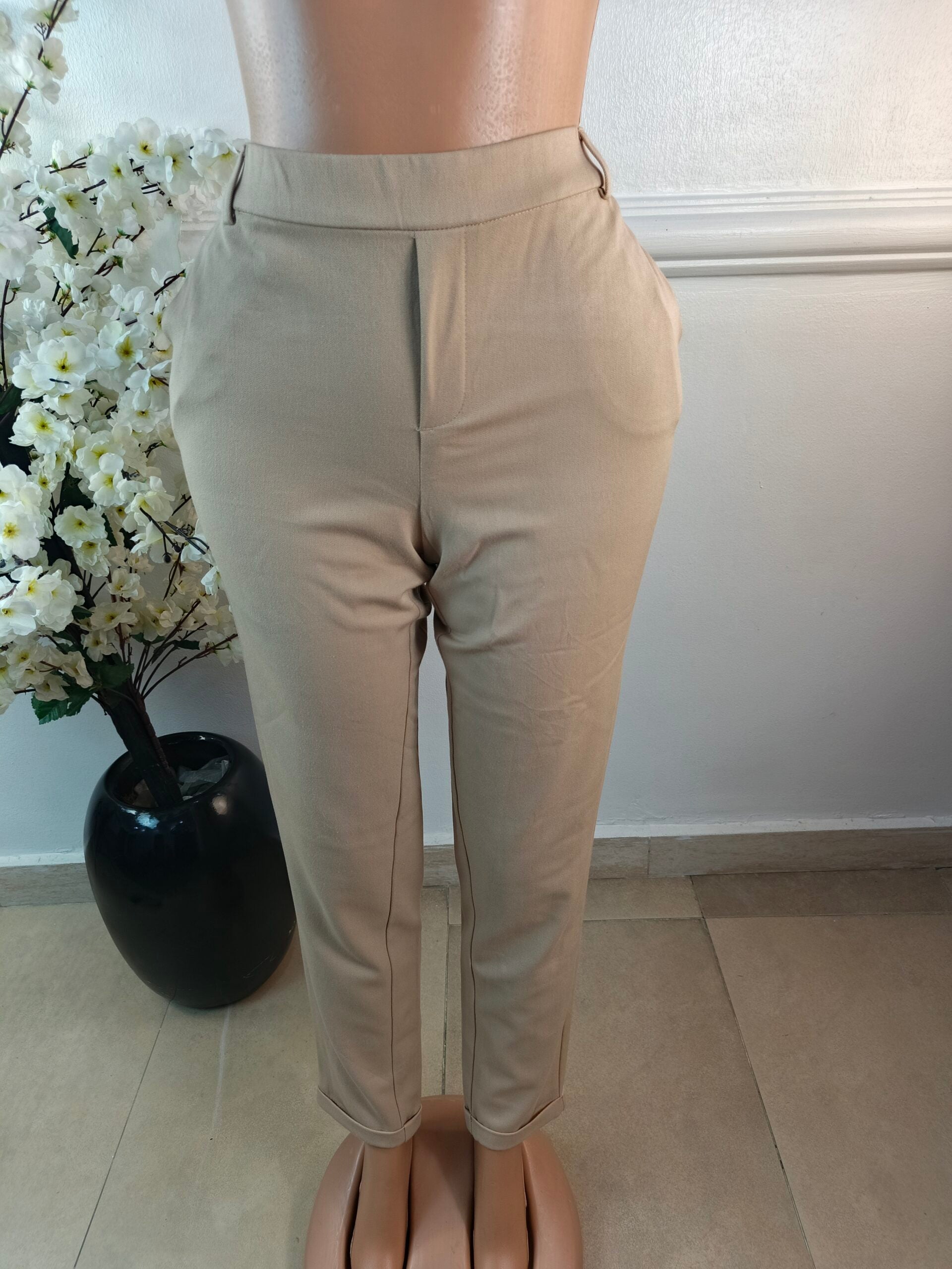 VERO MODA UK SIZE 14 [LENGTH 41 INCHES, CARTON] image 0