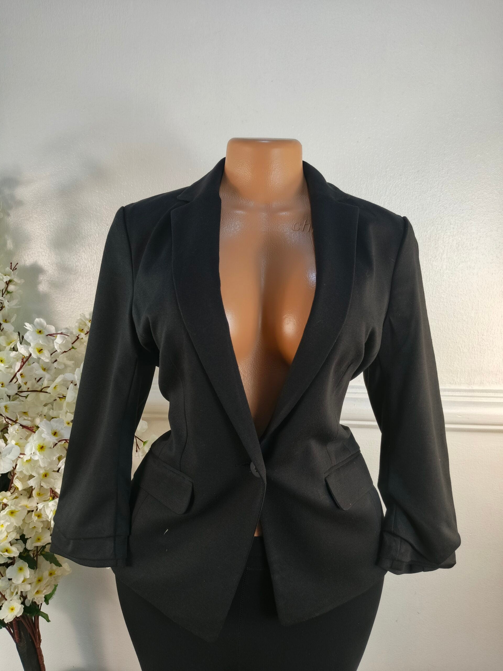 H&amp;M UK SIZE 12 [LENGHT 22 INCHES, BLACK] image 0