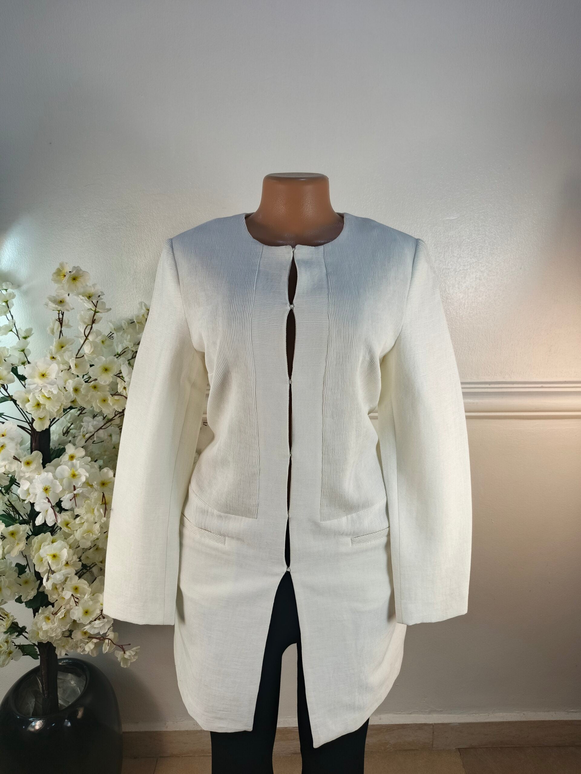 FENN WRIGHT UK SIZE 10 [LENGTH 36 INCHES, WHITE] image 0