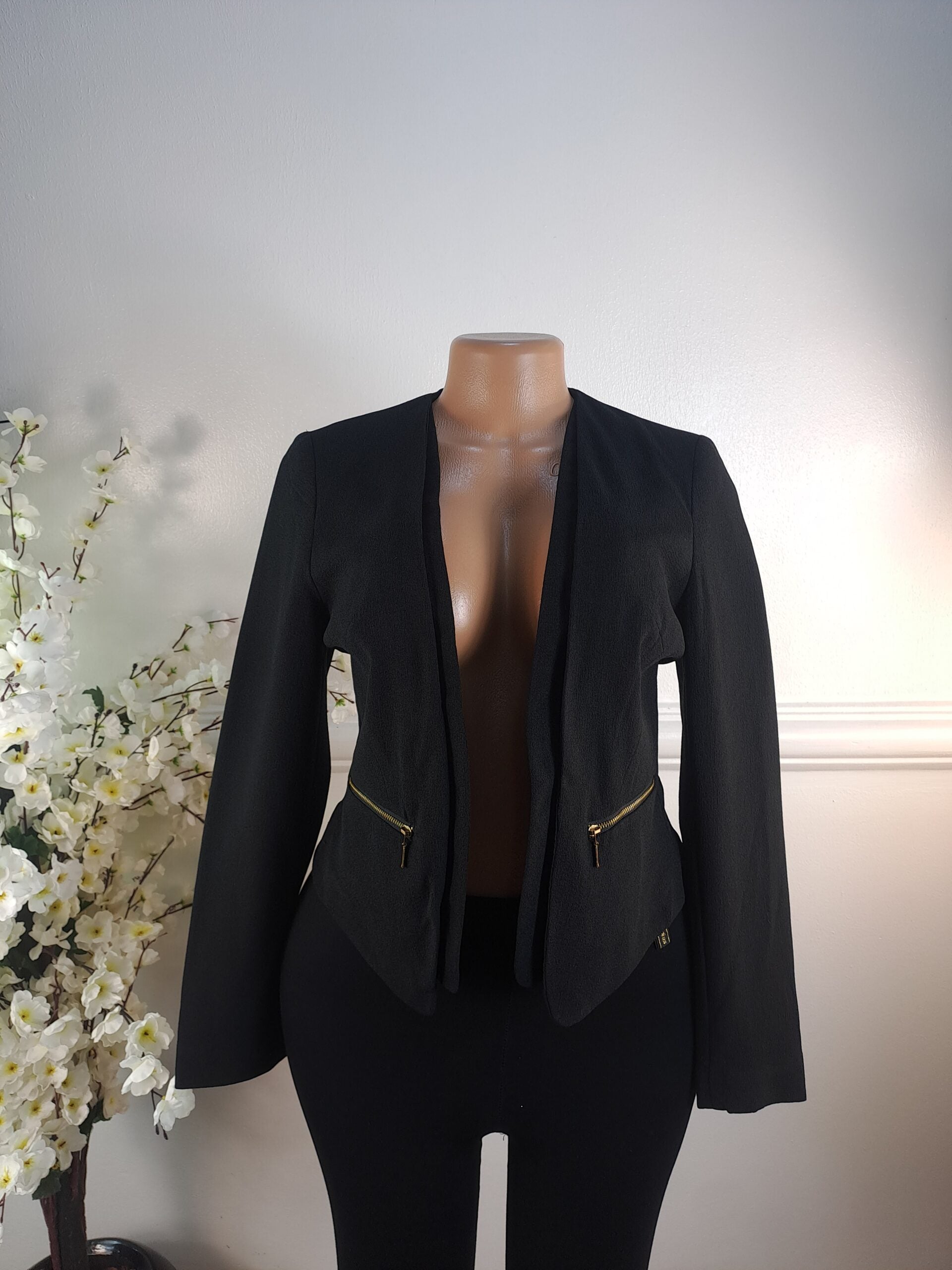 NEW LOOK UK SIZE 8 [LENGTH 23 INCHES, BLACK] image 0
